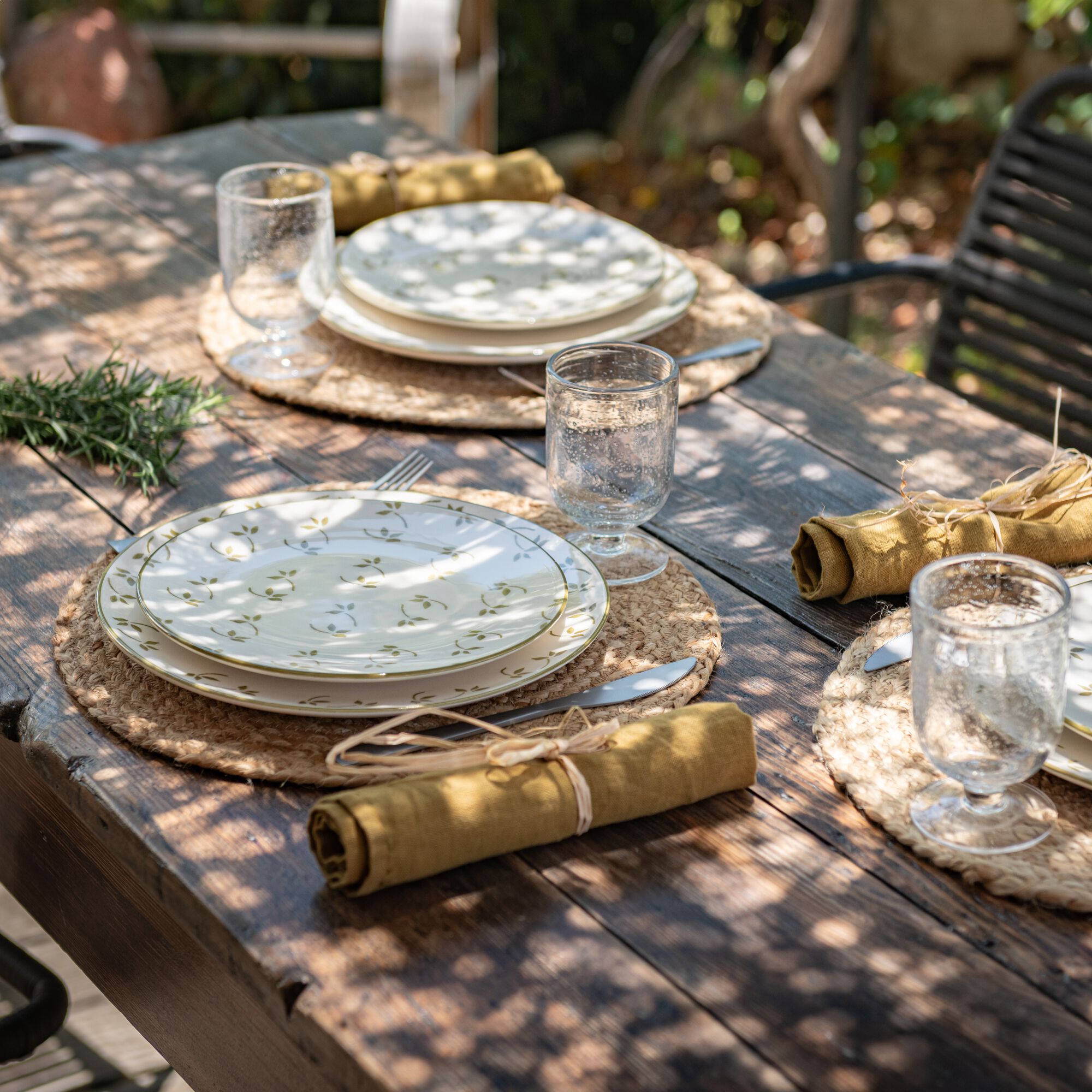 MELINA - Assiette à dessert à motif floral vert en faïence D22cm - blanc