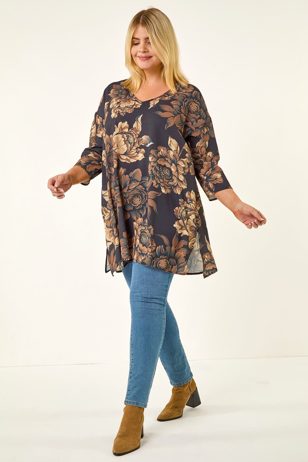 Roman Curve Floral Print Tunic Top