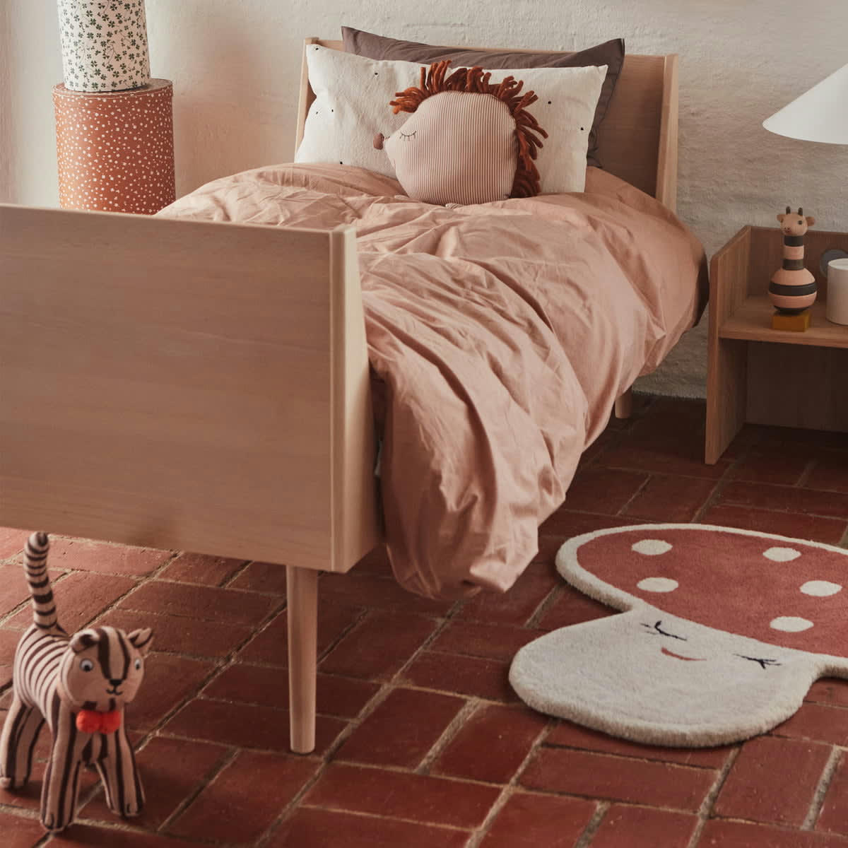 MALLE MUSHROOM - Tapis 80% laine 20% coton 75x77cm