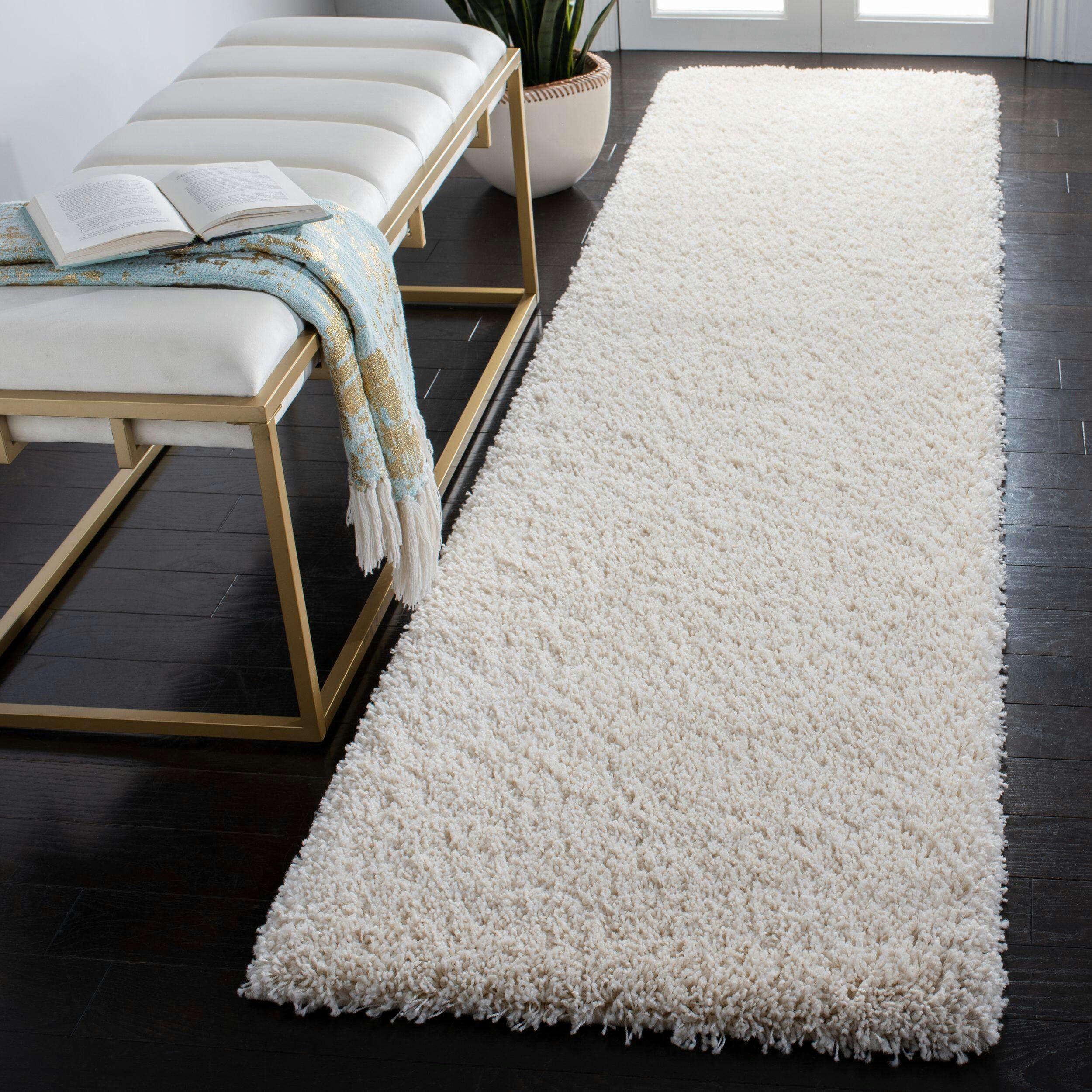 Safavieh California Shag Rug, Ivory