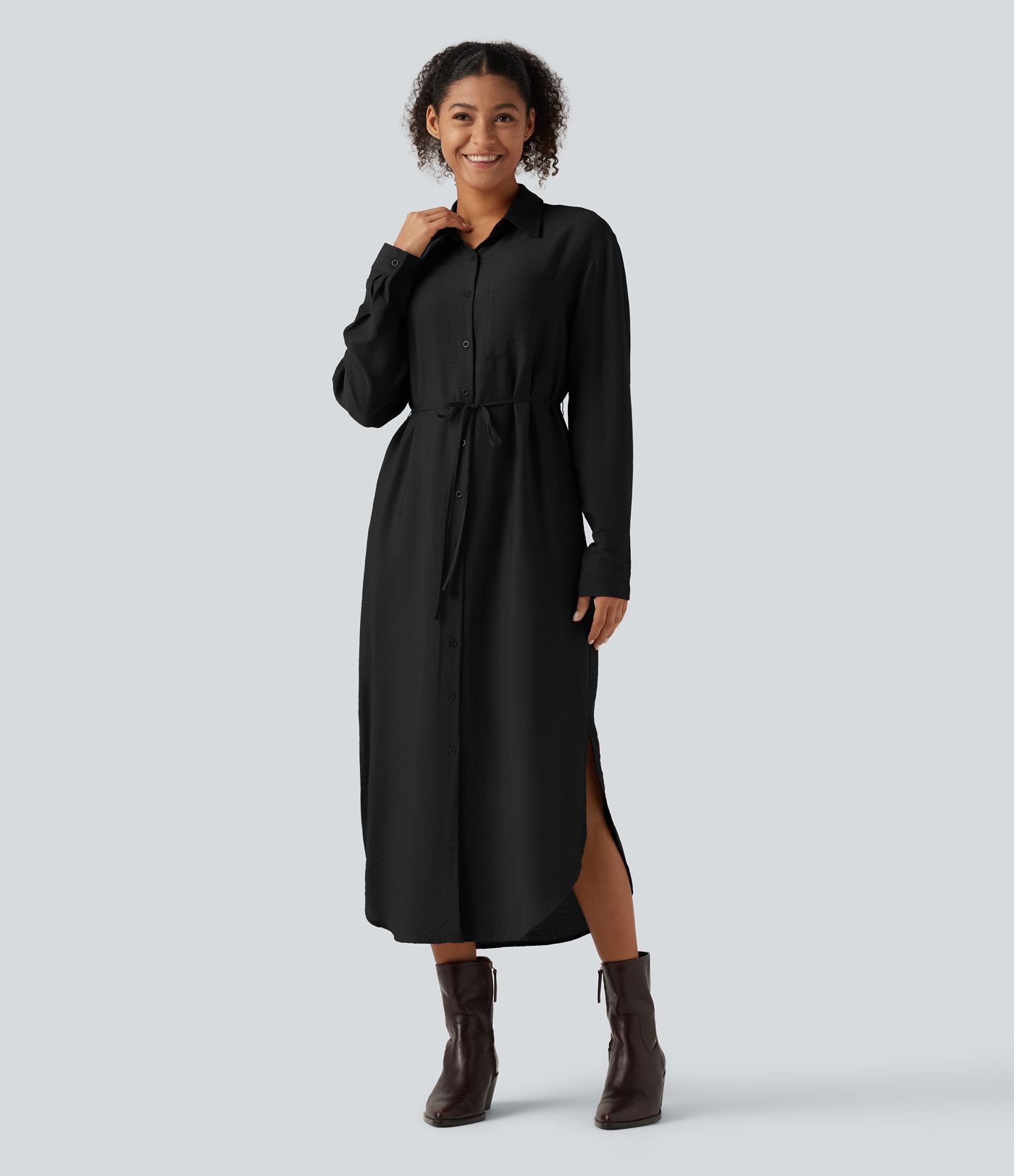 Robe-chemise midi à col, manches longues, ceinture et ourlet arrondi fendu avec poches