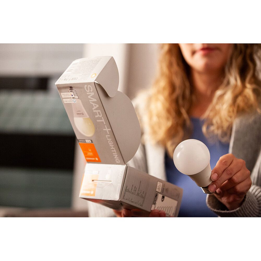 LYSPÆRE LEDVANCE SMART  WIFI 40 E27 9W