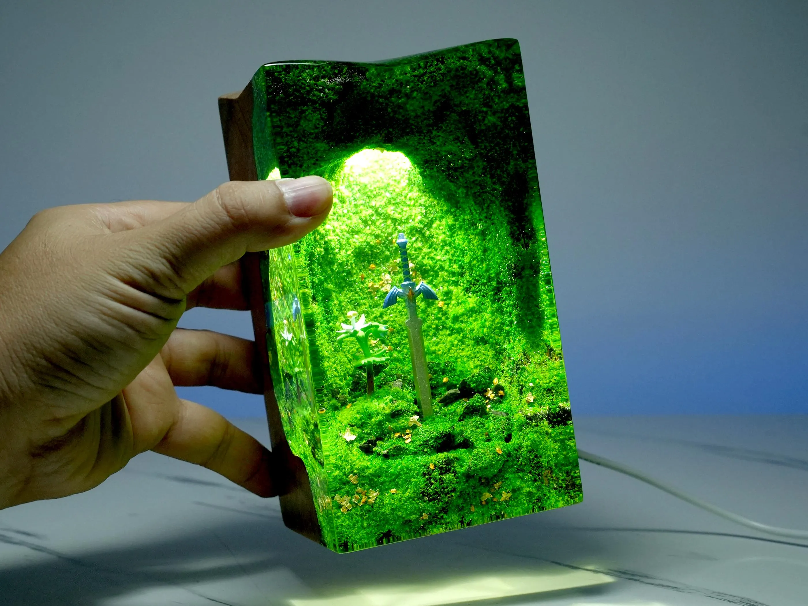 TLOZ Inspired Lamp for Gamers – Master Sword Resin Wood Night Light, Gaming Room Desk Decor