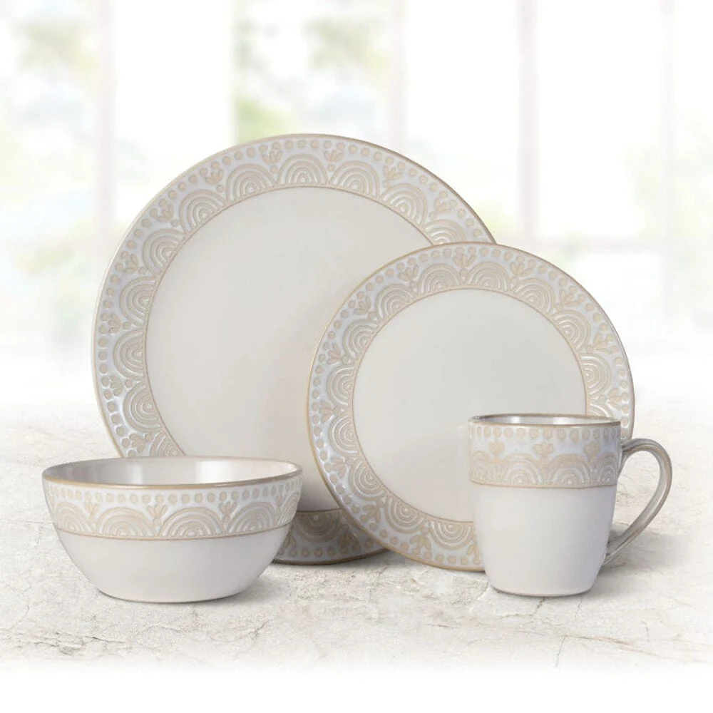 Amelia 16 Piece Dinnerware Set, Service for 4