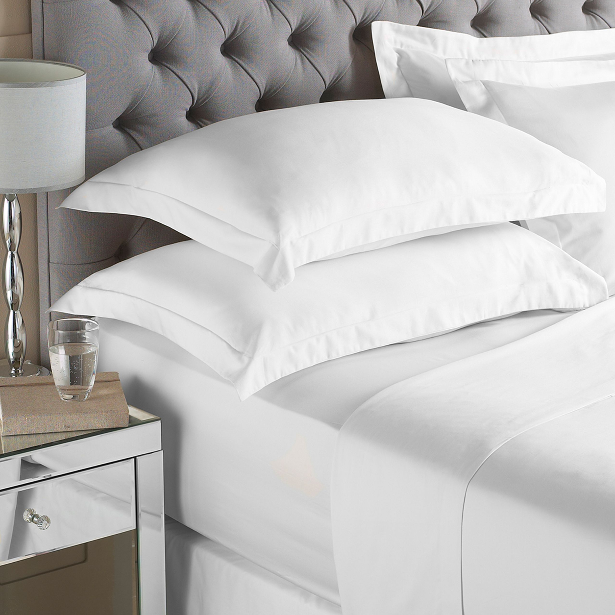 Paoletti 200 Thread Count Cotton Percale Fitted Bed Sheet