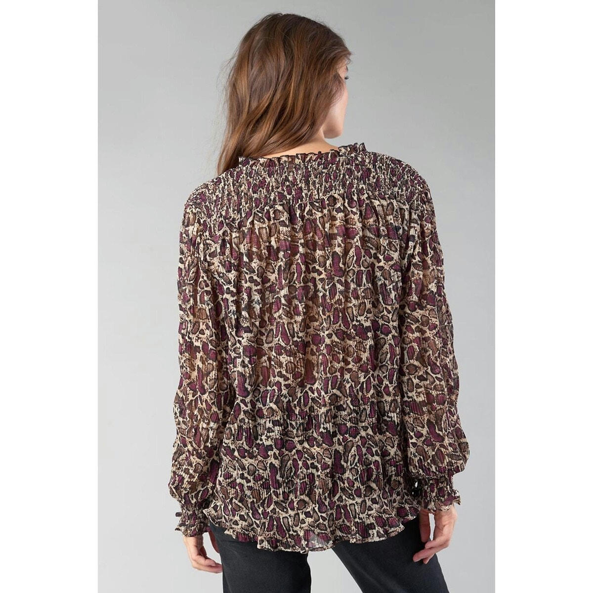 Blouse col montant, manches longues