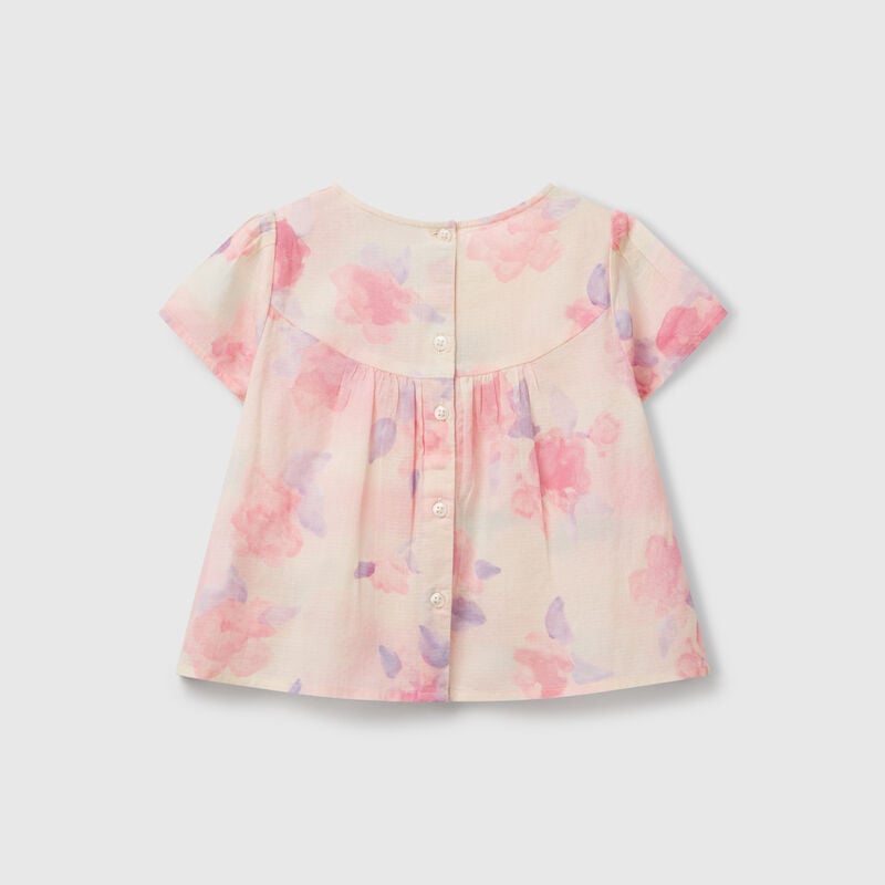 Patterned blouse