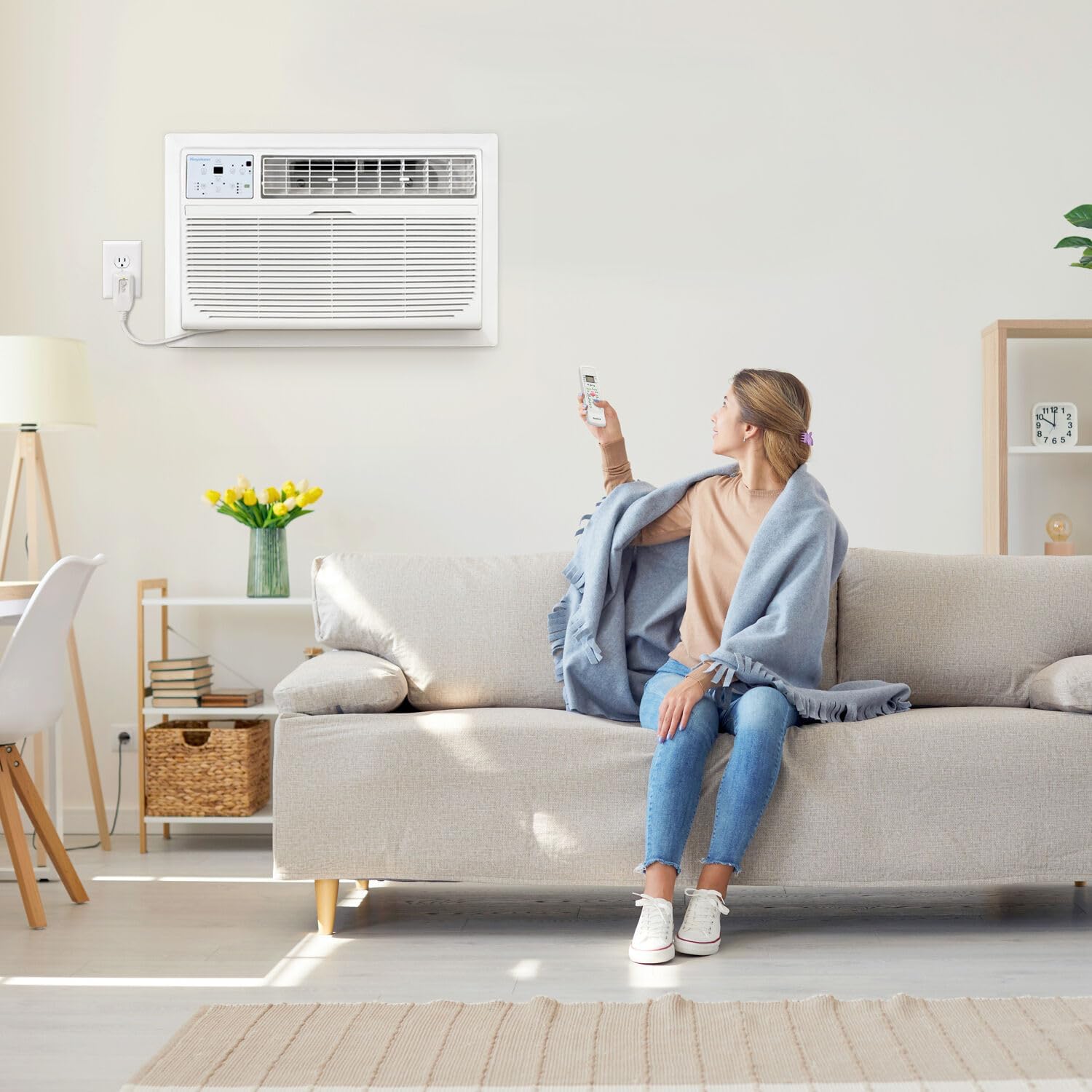 Keystone 12,000 BTU Wall Mounted Air Conditioner with Supplemental Heat and Dehumidifier Function, 230V, Wall AC with Remote for Small and Medium Sized Rooms up to 550 Sq.Ft., Quiet, High Efficiency
