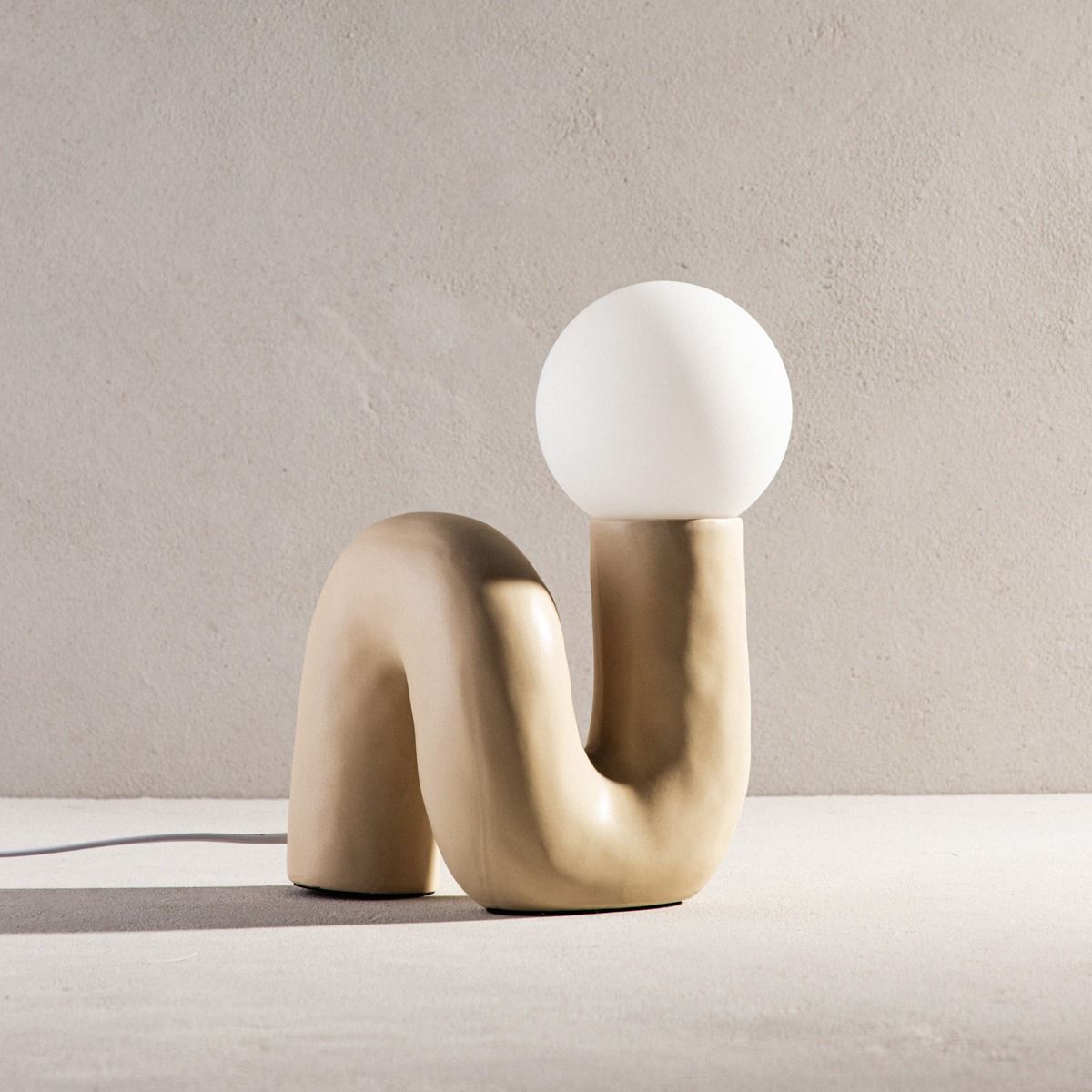 Lampa stołowa ORMEK ceramiczna 21,8x20x31 cm