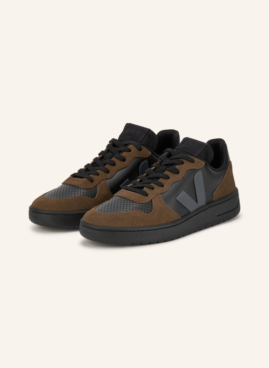 VEJA Sneaker V-10 PRIME
