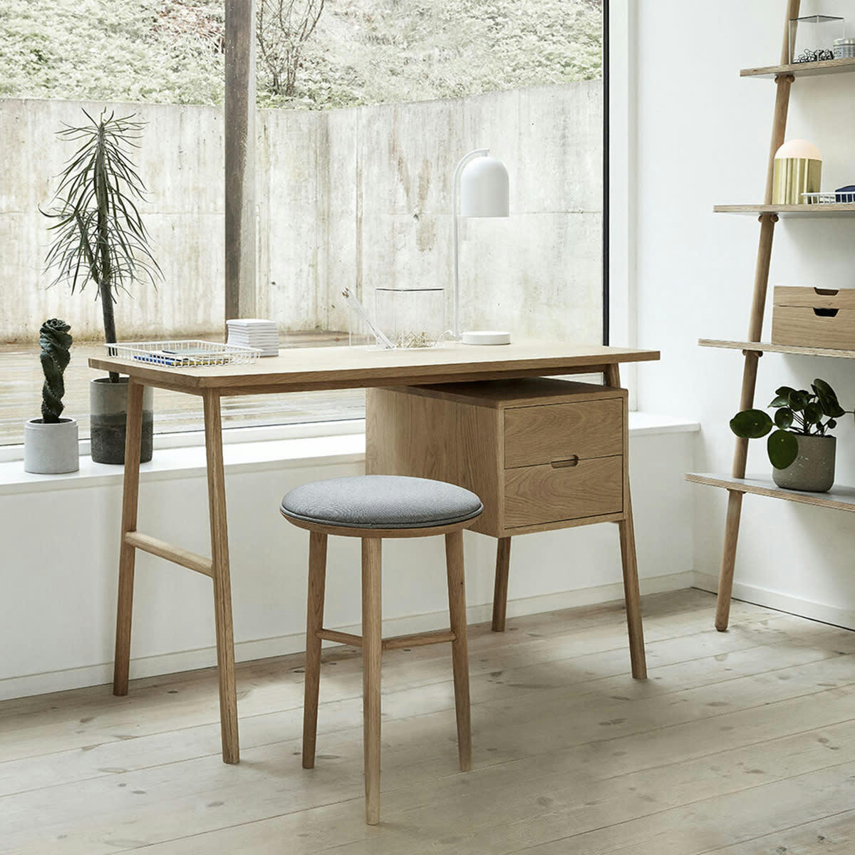 SHY - Lampe de table en blanc