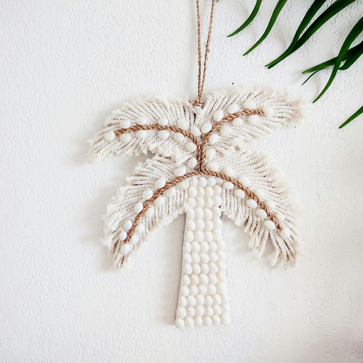 PALMA - Décoration murale en coquillages, blanc, H36 cm x L26 cm