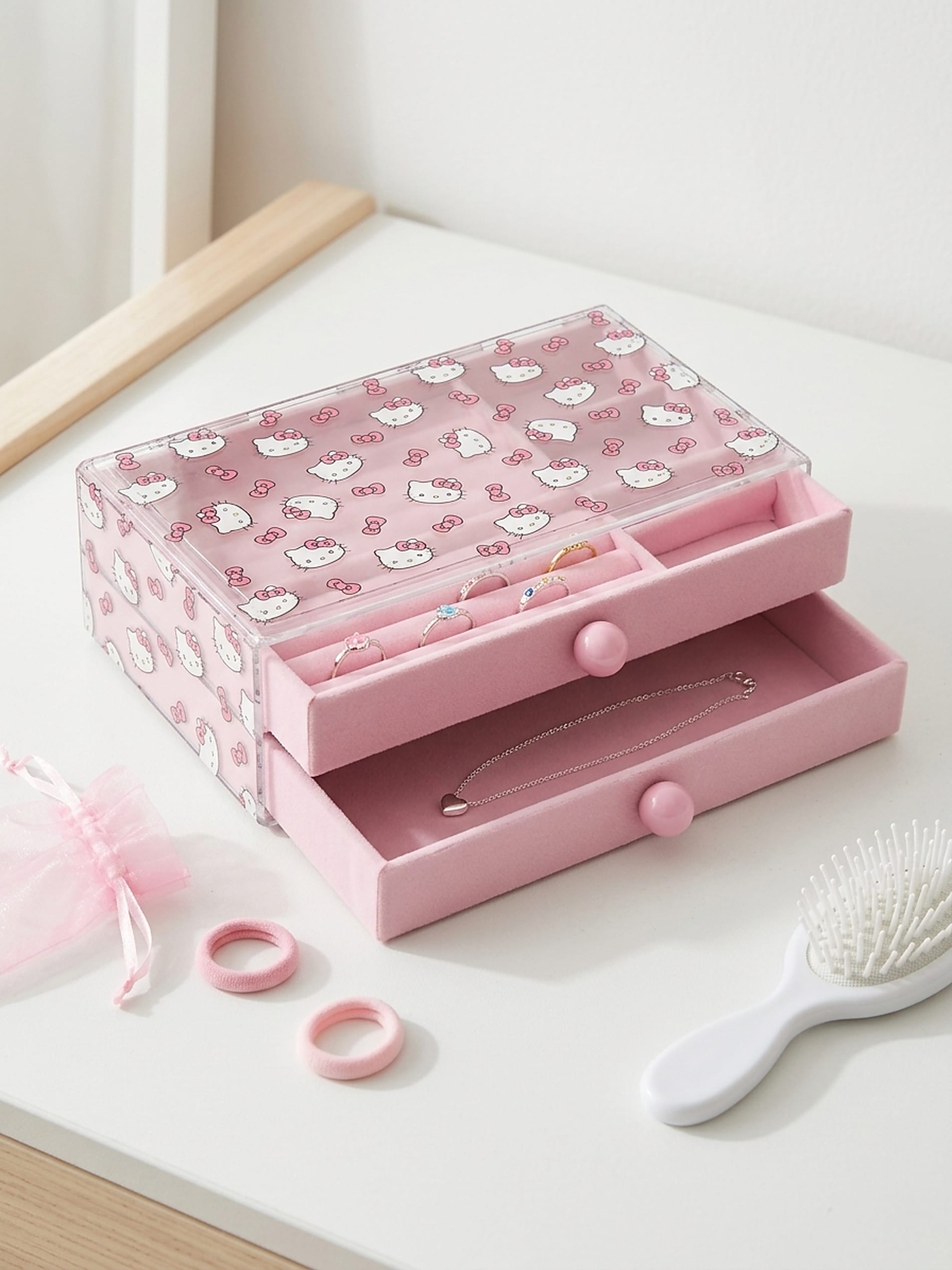 Szkatułka na biżuterię Hello Kitty