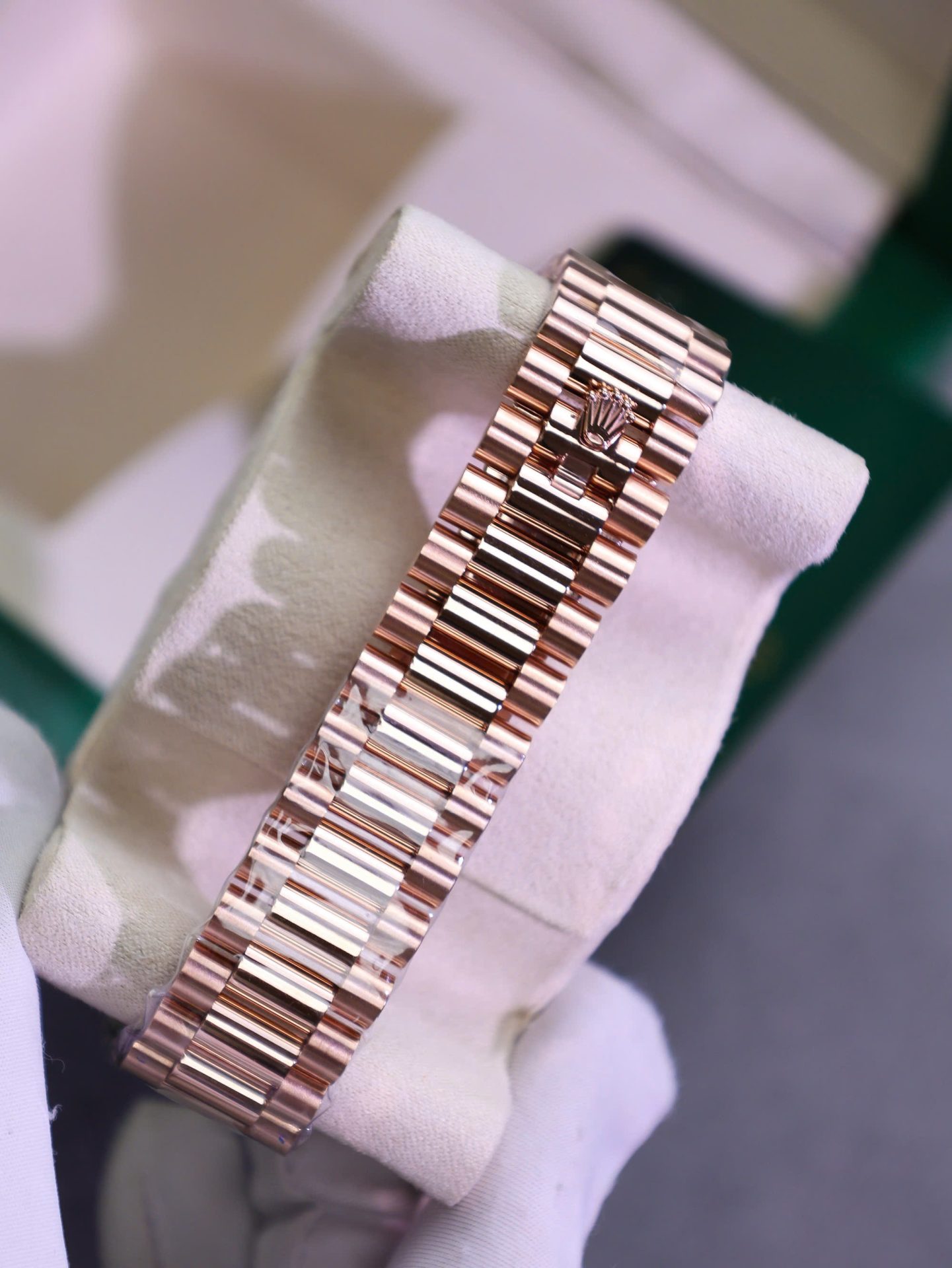 Rolex Day-Date RG Plated Gem-set Bezel Diamond Dial 40mm Super Clone