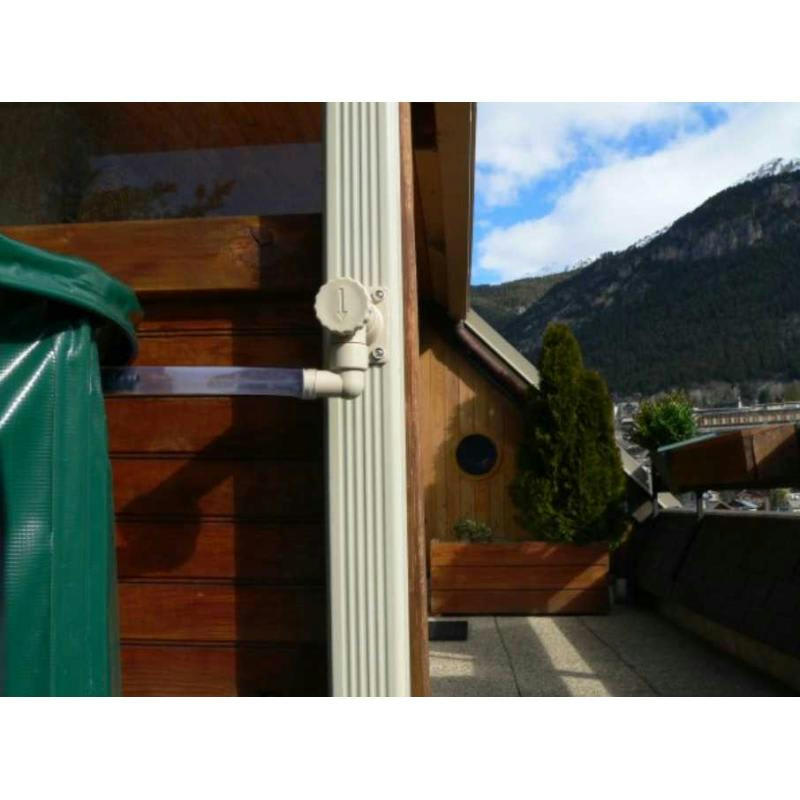 - Récupérateur d'eau pour gouttière rectangulaire ou carrée lot de 3