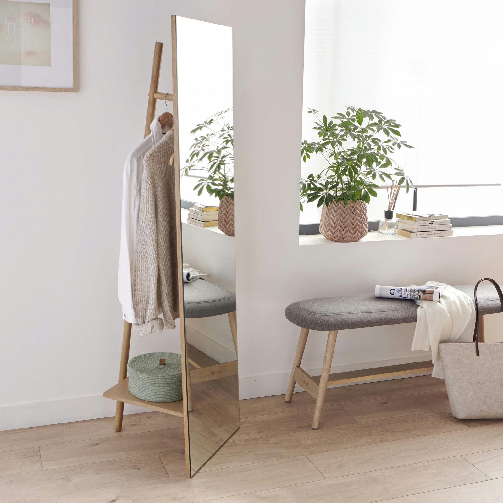 LIAM - Portant vêtements miroir en bois L45 x H160 cm
