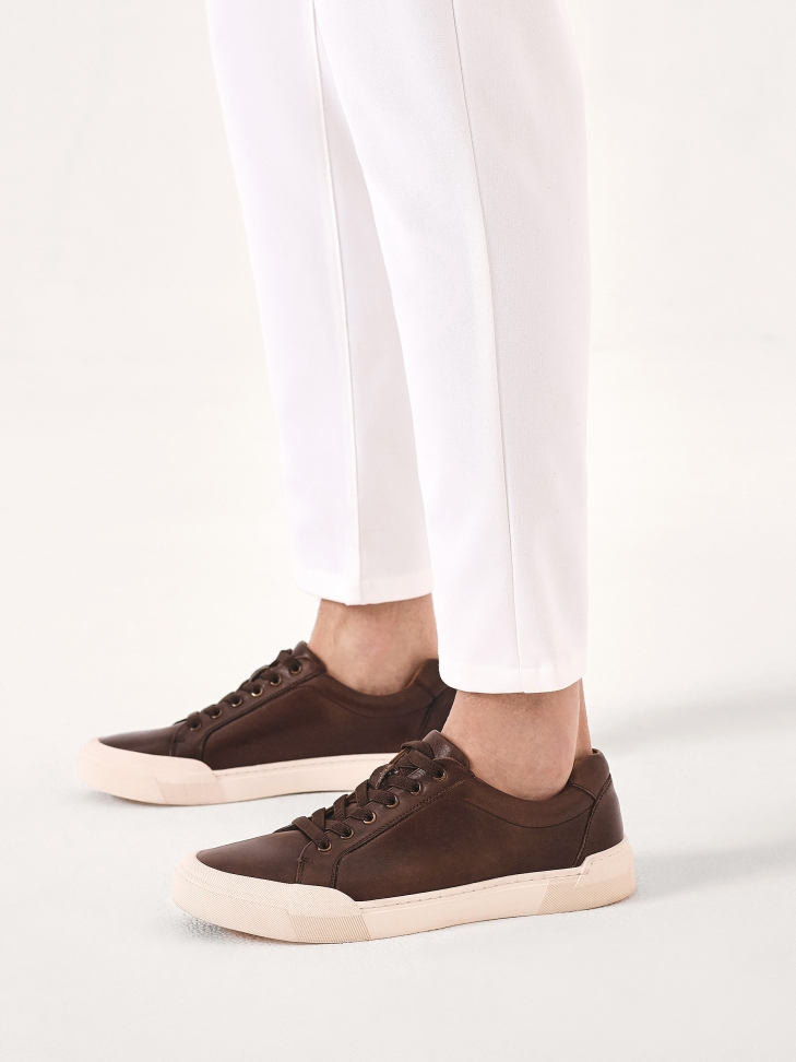 Brown leather men's sneakers