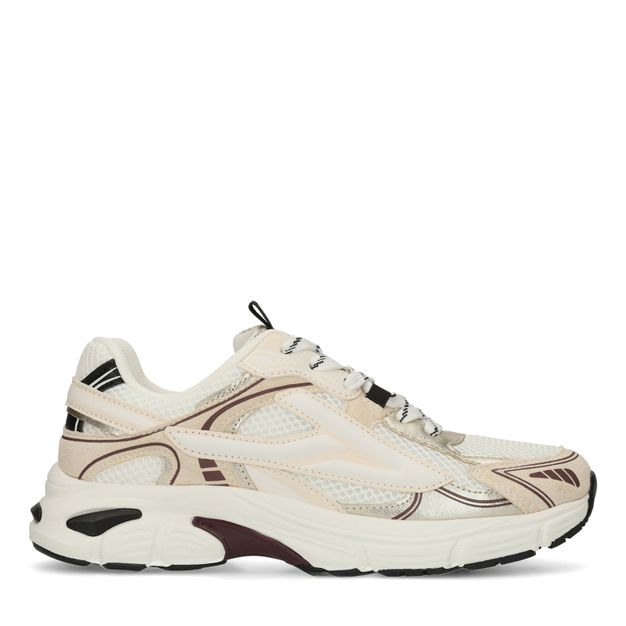 Witte sneakers met zwarte details