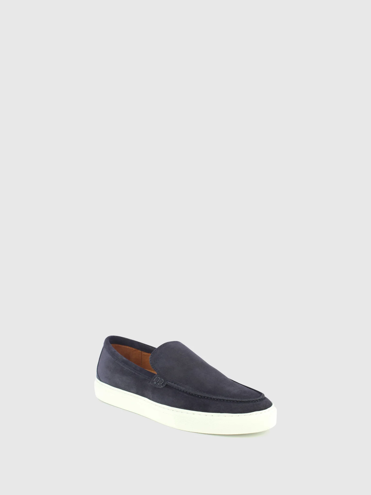 Loafers Pontiagudas em Azul Marinho