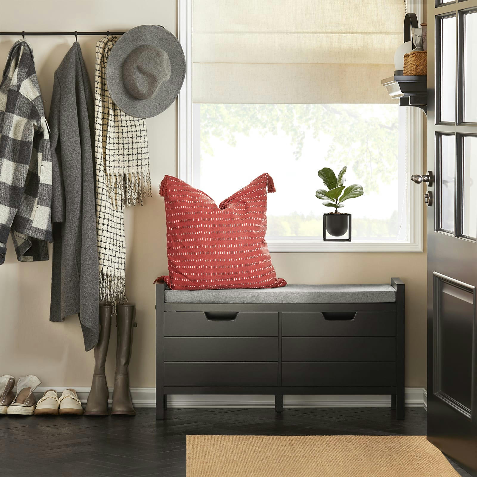 - Banc de rangement avec coussin rembourré et 2 portes effect bois noir