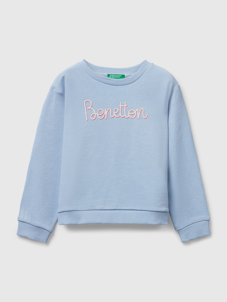 Sweatshirt with glittery print