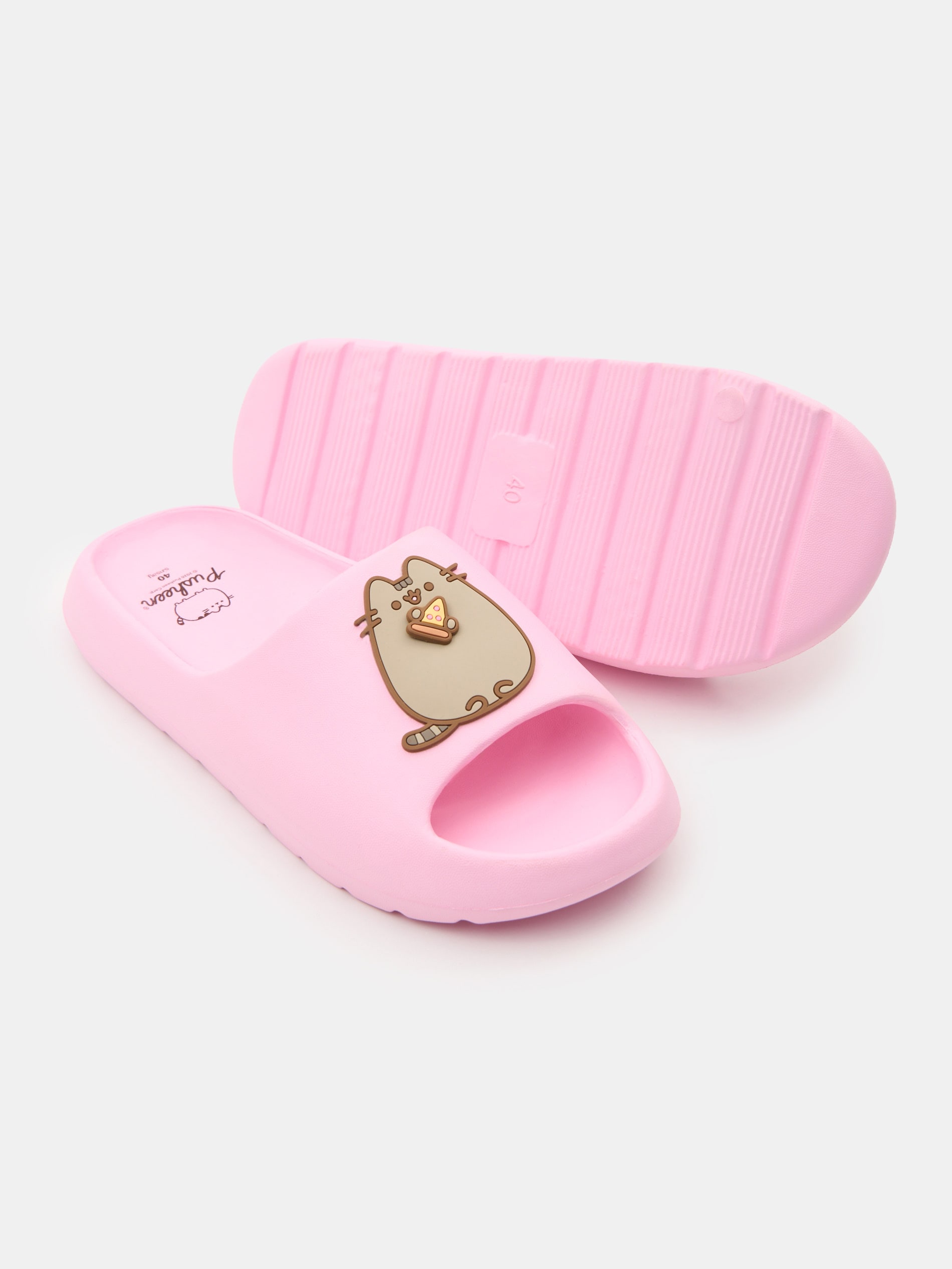 Klapki z wymiennymi przypinkami Pusheen the Cat