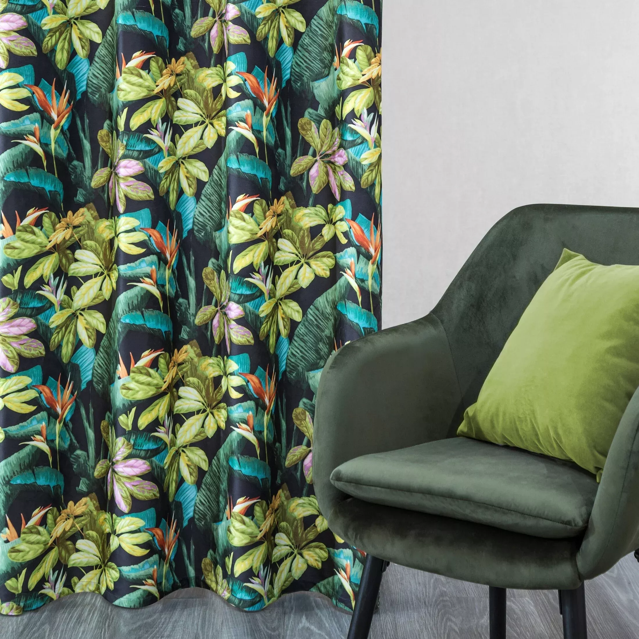 Zasłona welwetowa, czarno zielona z motywem liści 140x250 przelotka - LIVY - Design 91