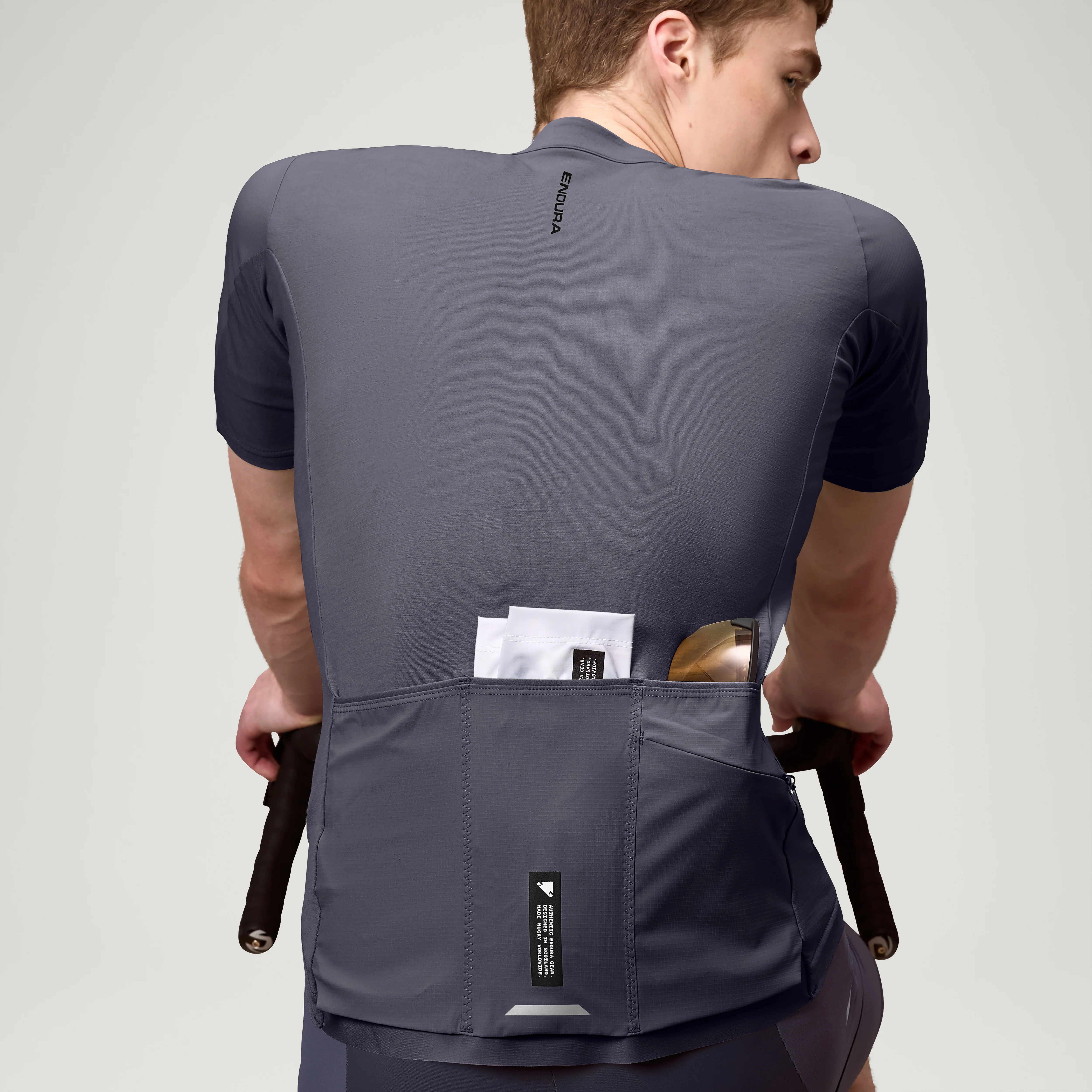 Men's AllTrack Ride S/S Jersey - Carbon Grey