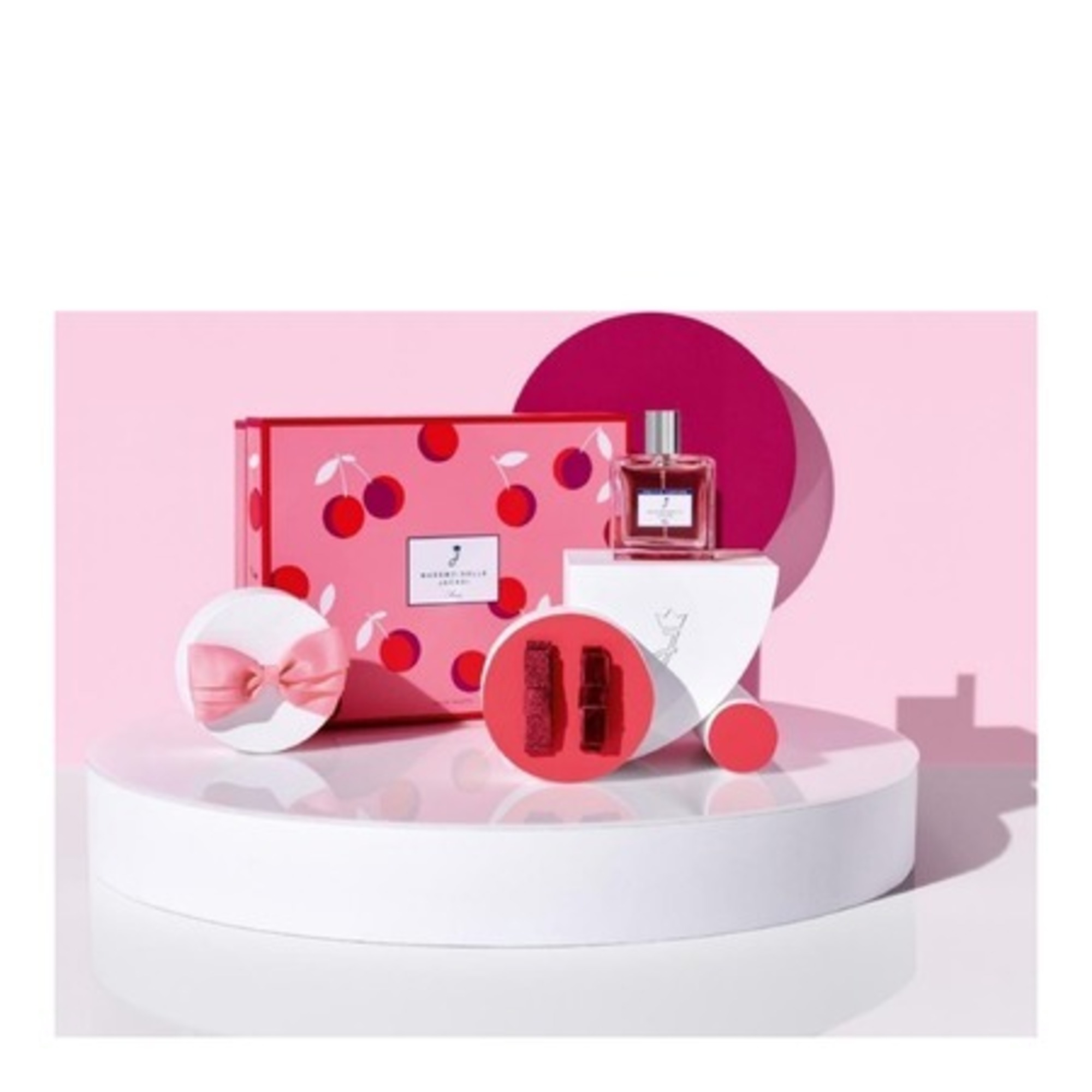LES COFFRETSLe Coffret Mademoiselle Petite Cerise