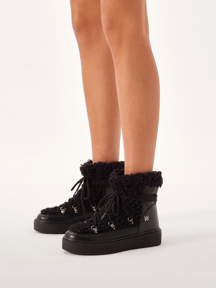 Warm snow boots with imitation lambskin