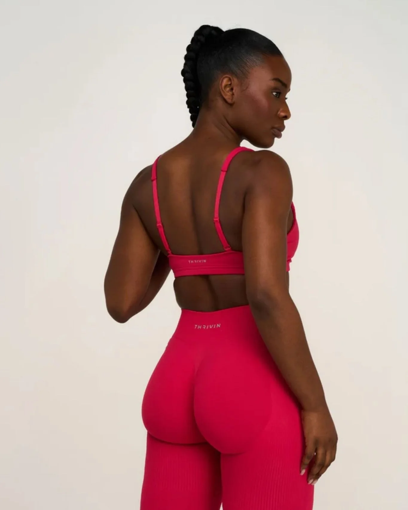 Elevate™ Sculpting Medium Impact Multiway Bra | Strawberry