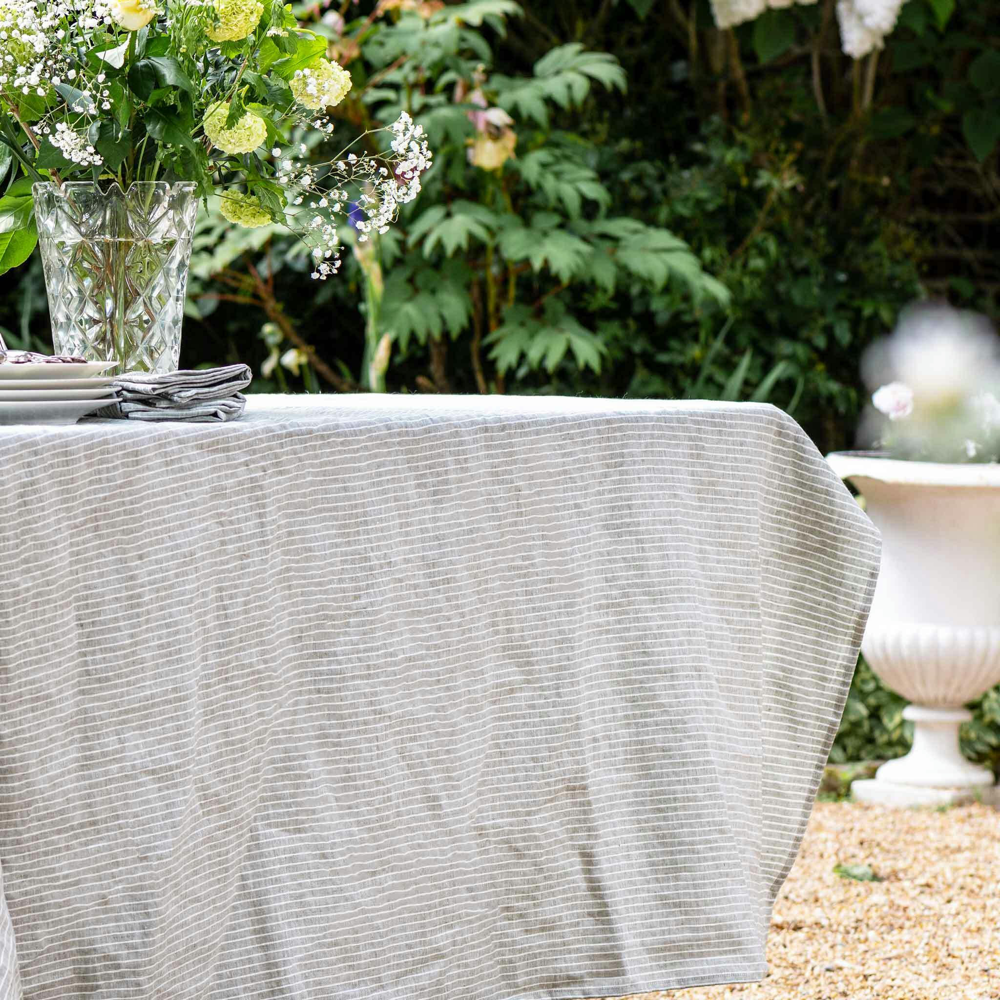 NAPPE NATURELLE - Nappe en lin vert rayé 180x180cm