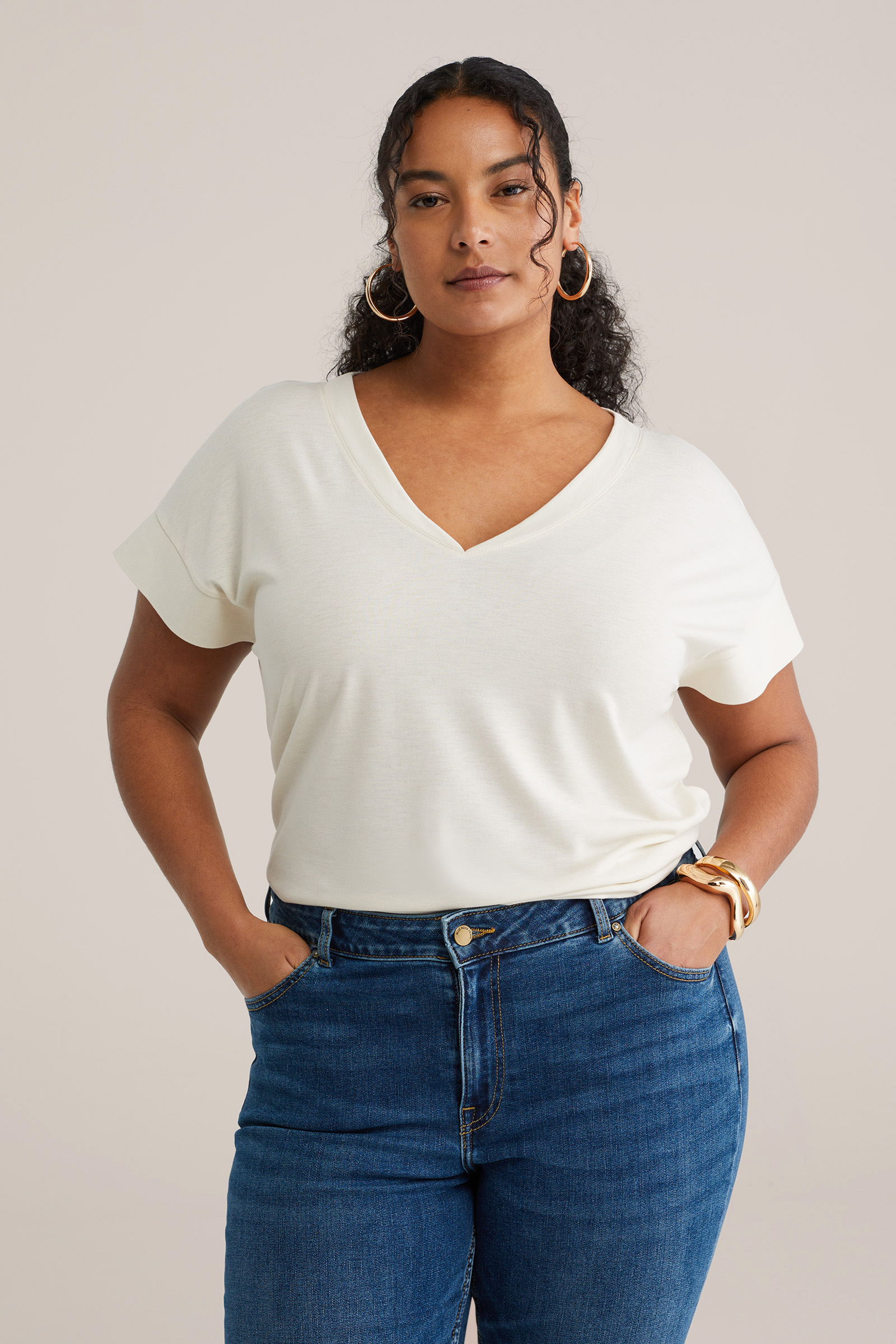 Dames T-shirt met V-hals - Curve