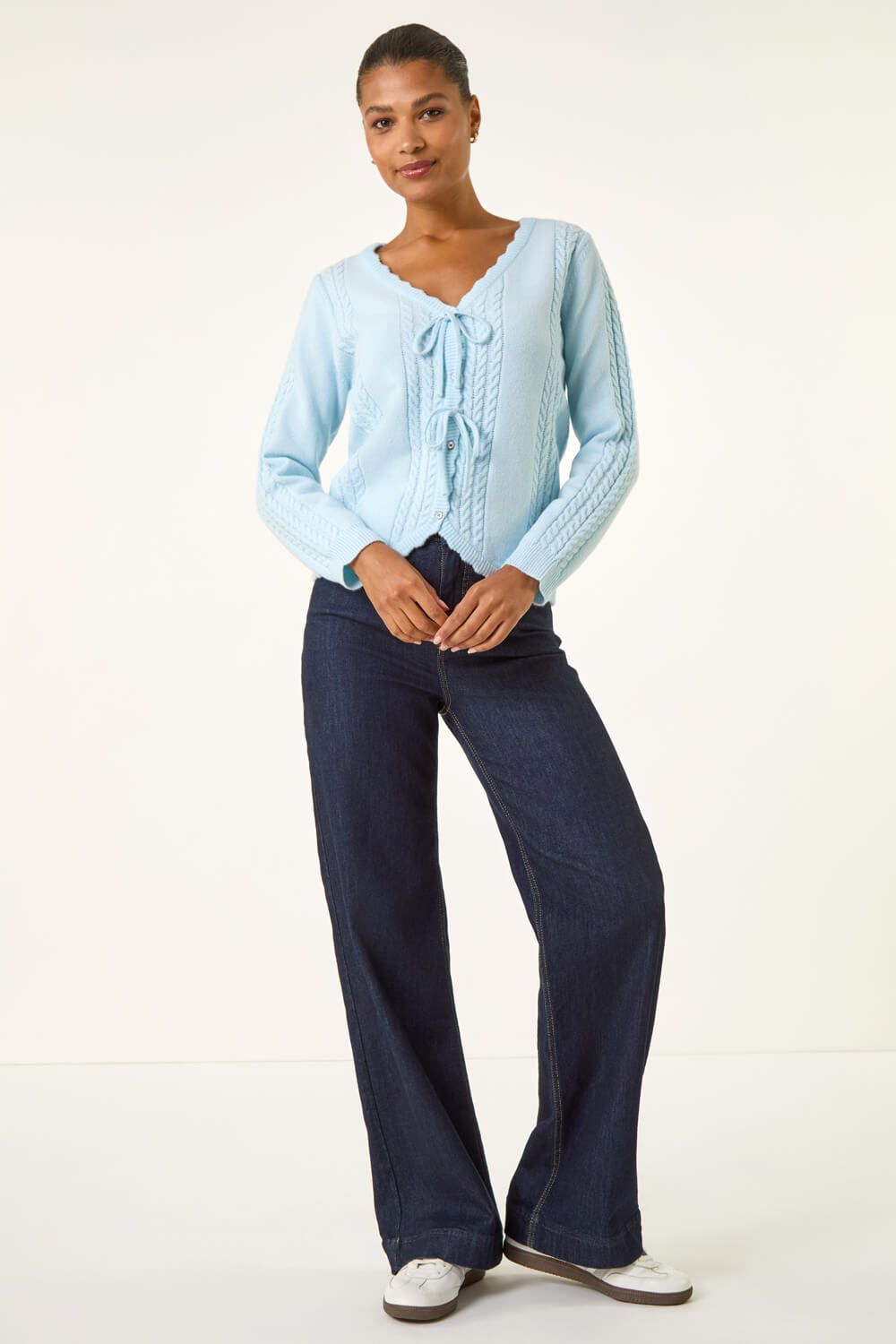 Roman Bow Front Buttoned Knit Cardigan