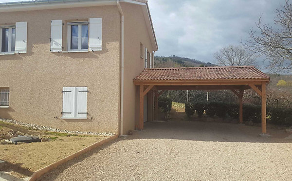 Carport SUR MESUREdeux pentes 350 c x 4 poteaux, bois DOUGLAS Français(Charpente en bois-auvent-abri voiture). Garantie 10 ans