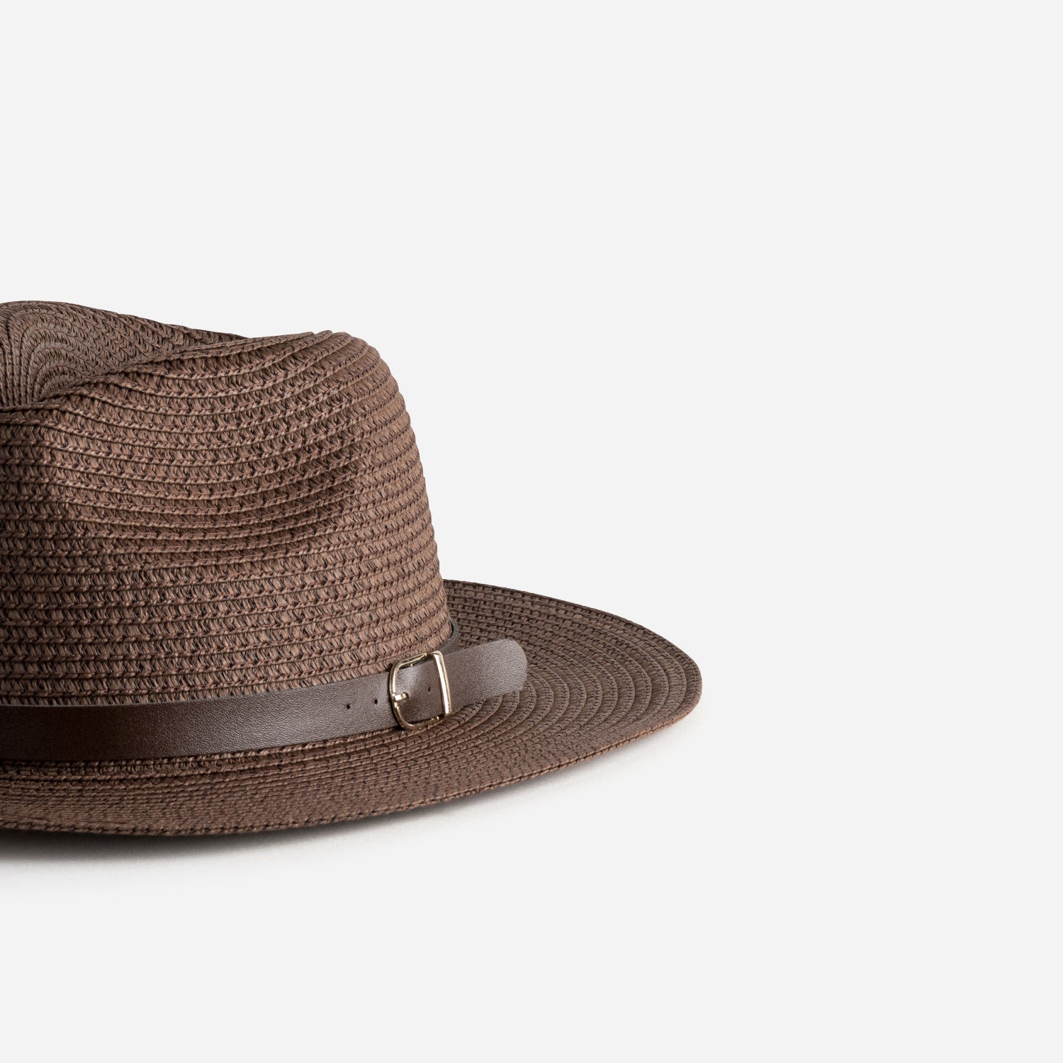 Chapeau panama marron tressé