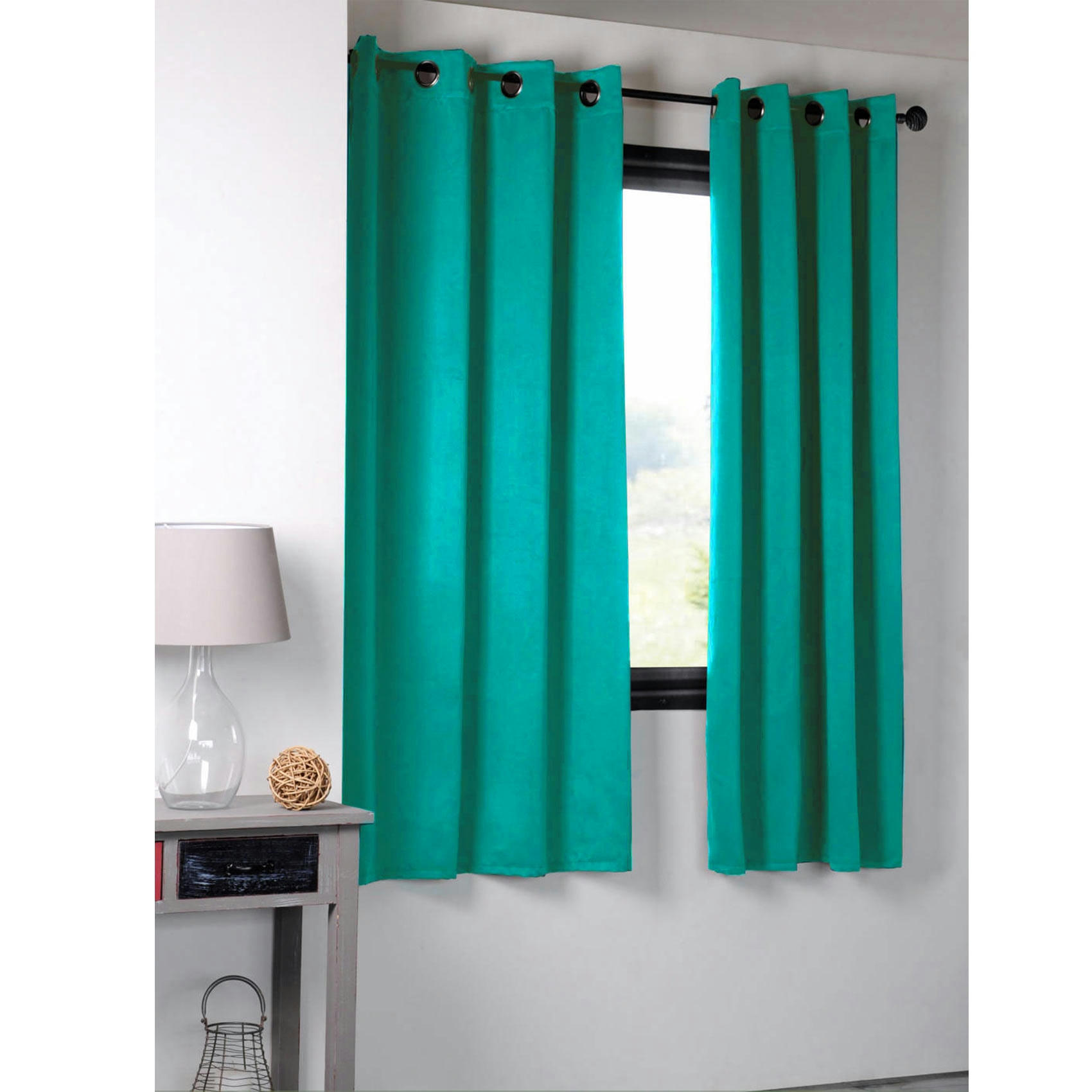 - Rideau occultant uni 210gr/m2 polyester céladon 135x180 cm