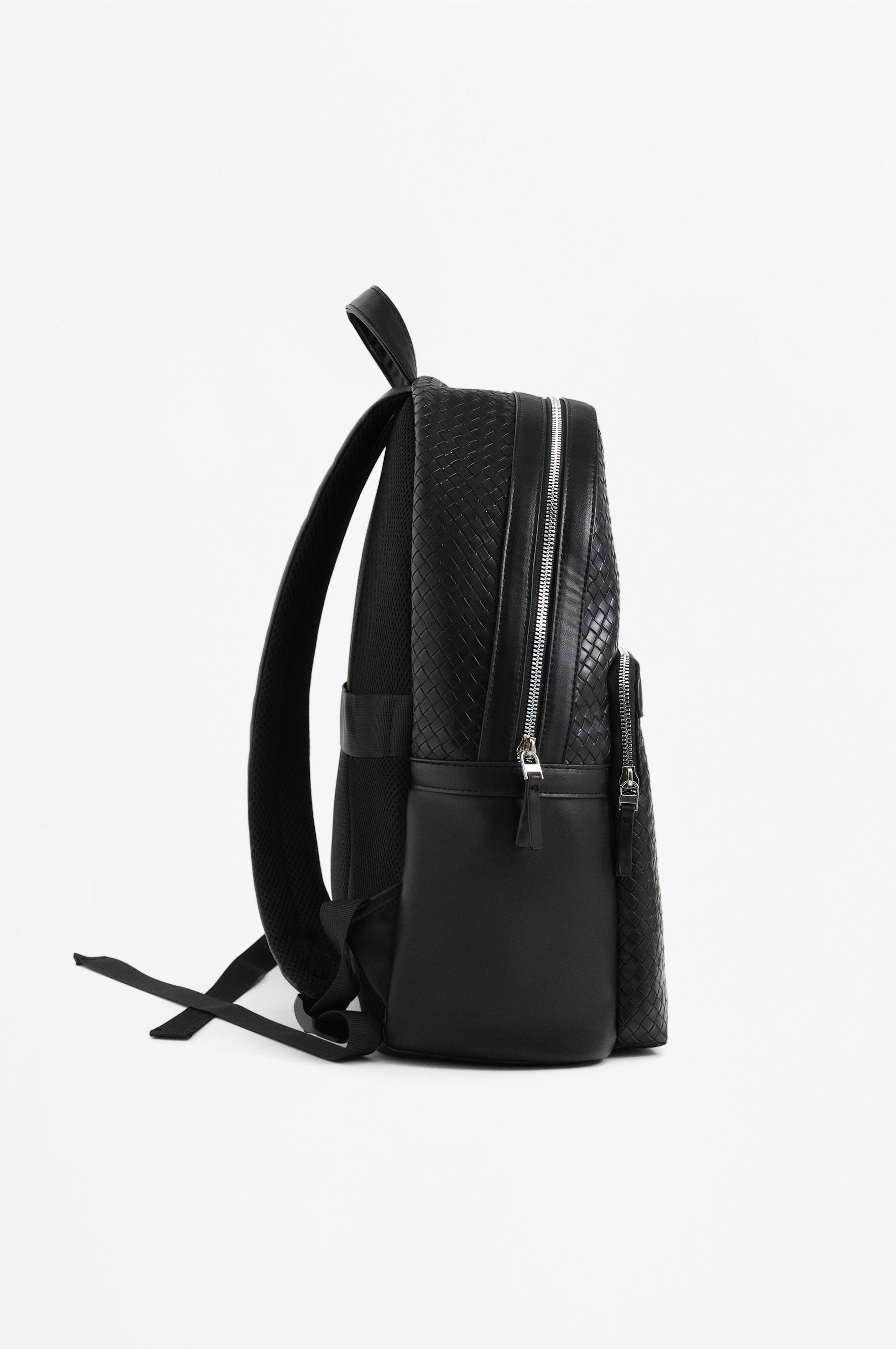 Mochila trenzada