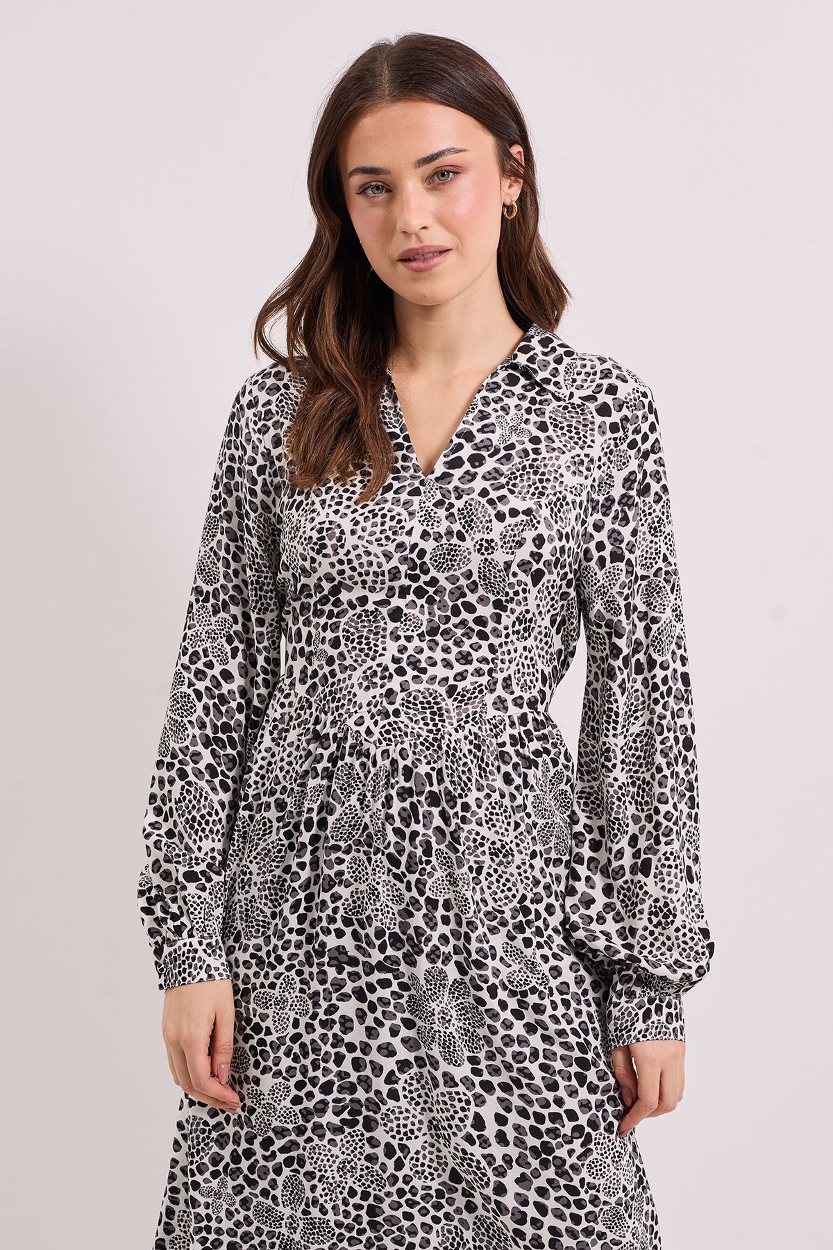 Dorothy Perkins Seam Detail Collared Blouson Sleeve Printed Midi Dress