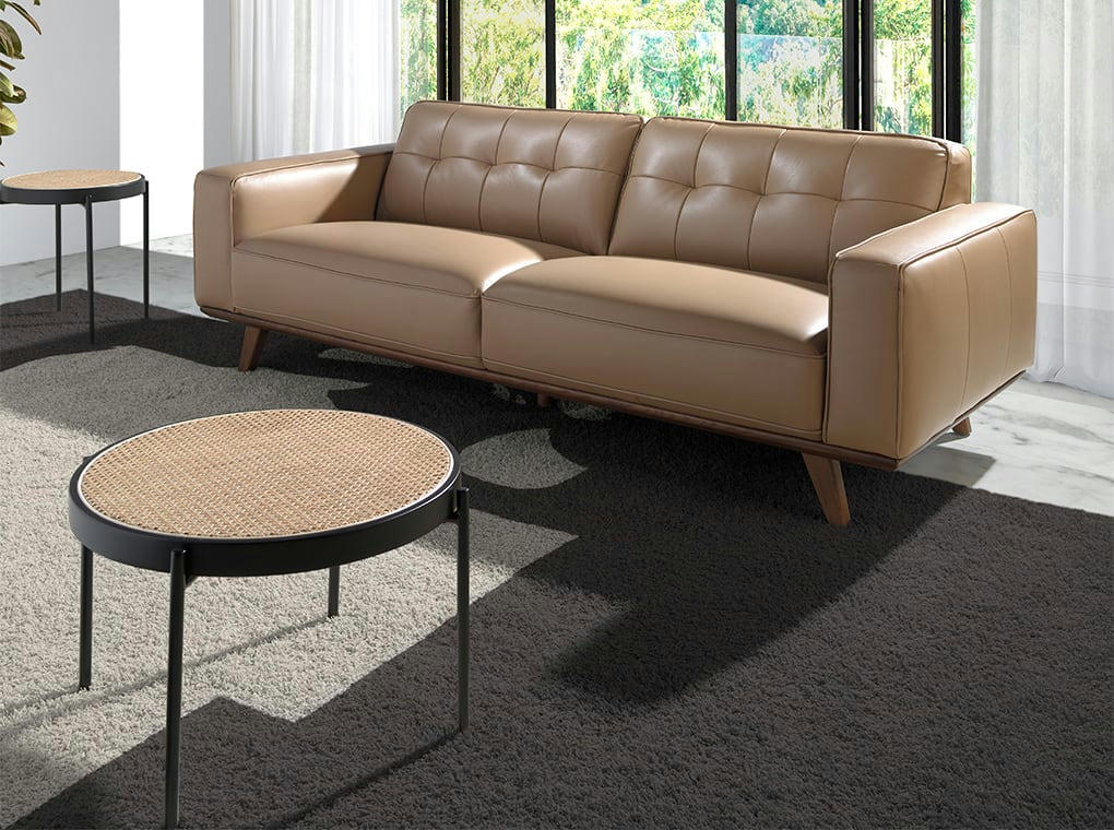 - Table basse ronde en rotin et acier