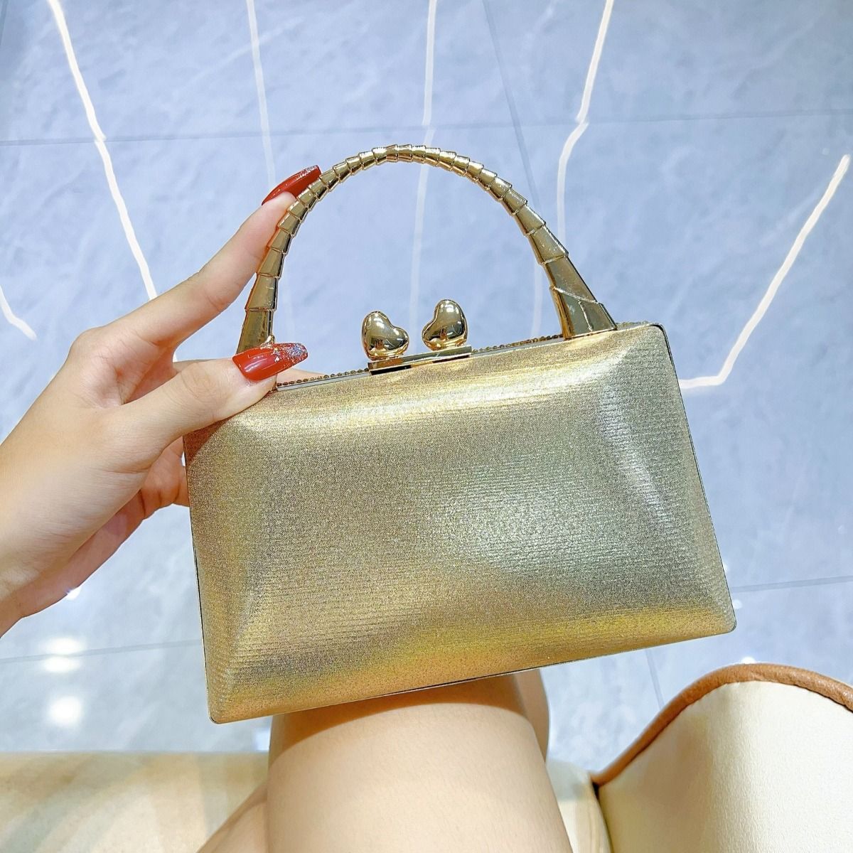 PEACH ACCESSORIES Pearlies & Gold Heart Evening Clutch