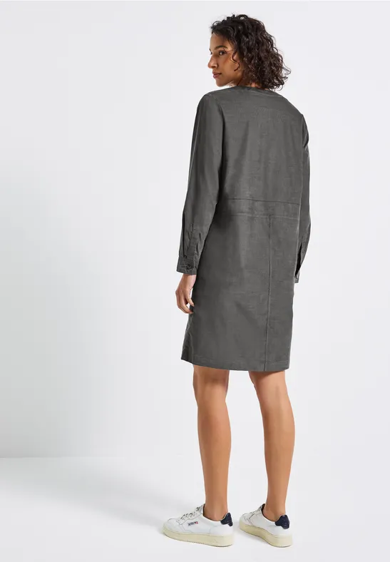 Cordkleid mit Split Neck