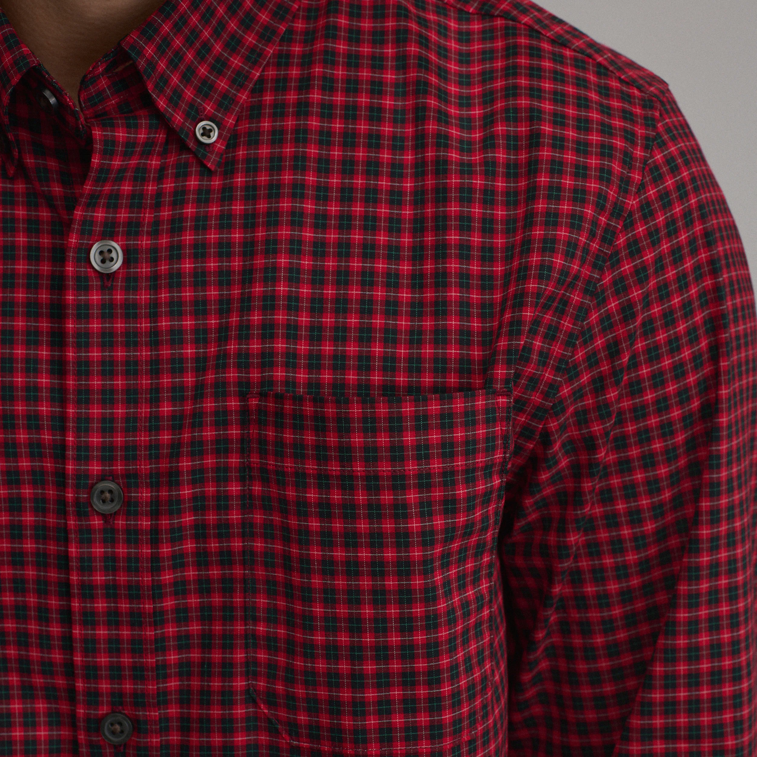 Men's Long-Sleeve Voyager 2.0 Dress Shirt