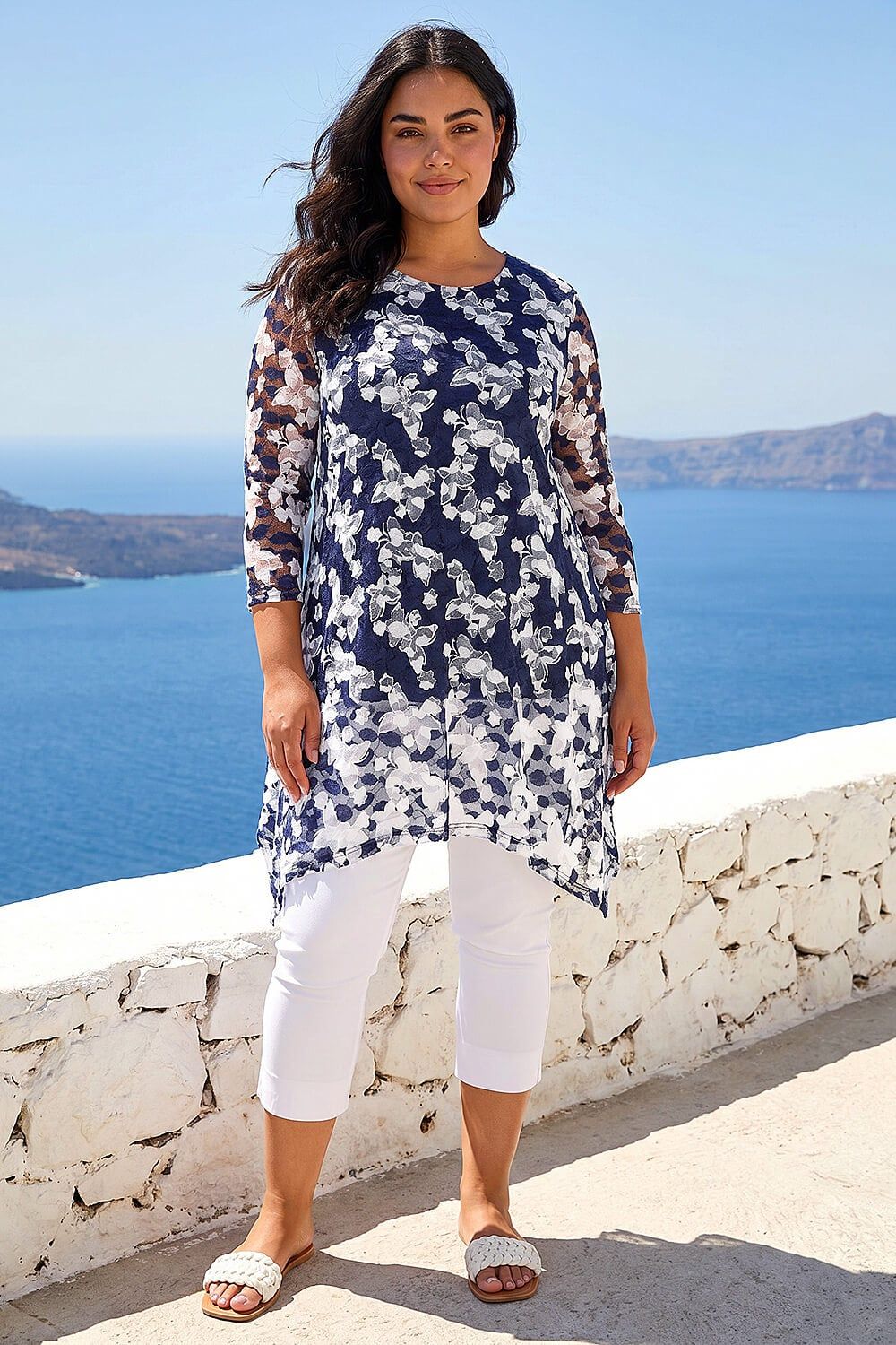 Roman Curve Floral Lace Tunic Top