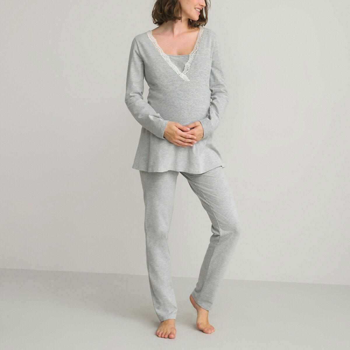 Pyjama de grossesse et allaitement