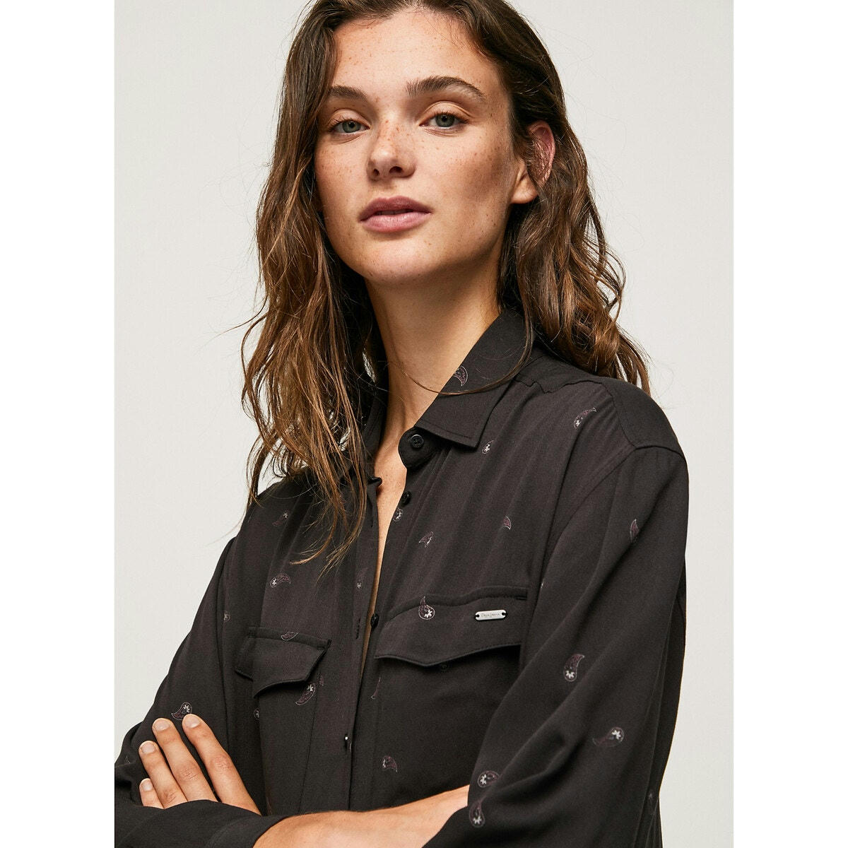 Robe chemise évasée, courte, manches longues