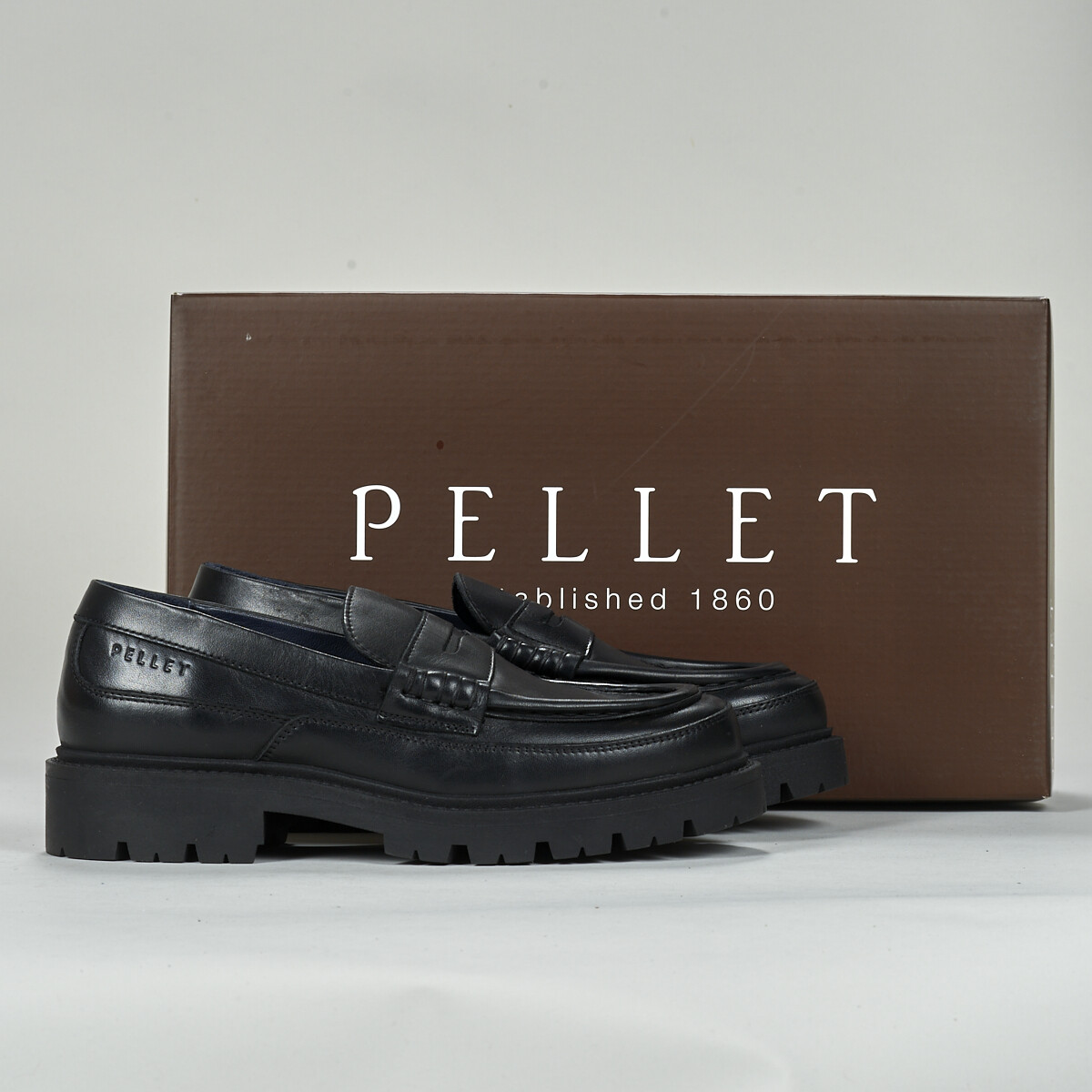 Pellet - ARMANDA - Veal / Smooth / Brushed / Black