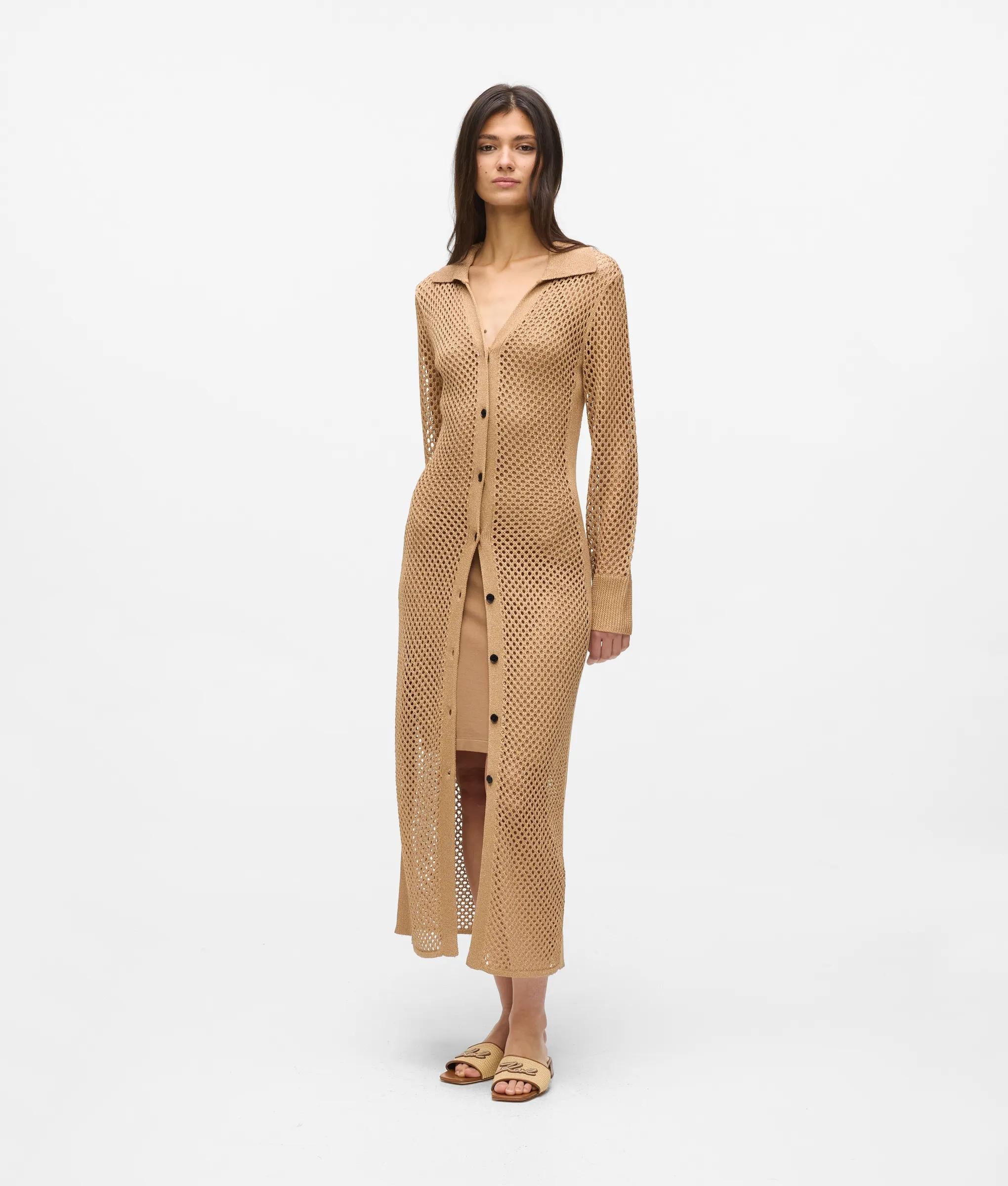 Robe en tricot crocheté