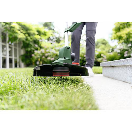 Bosch UniversalGrassCut 18V-26 sans fil - coupe-bordure sur batterie, IntelliFEED, poignée en V