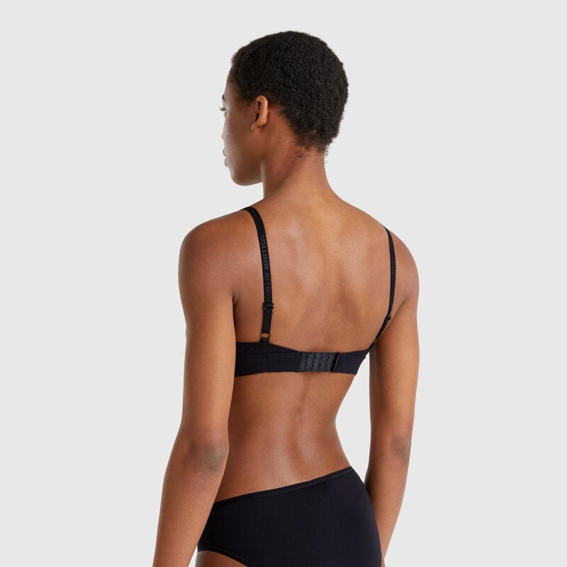 Triangle bra without padding